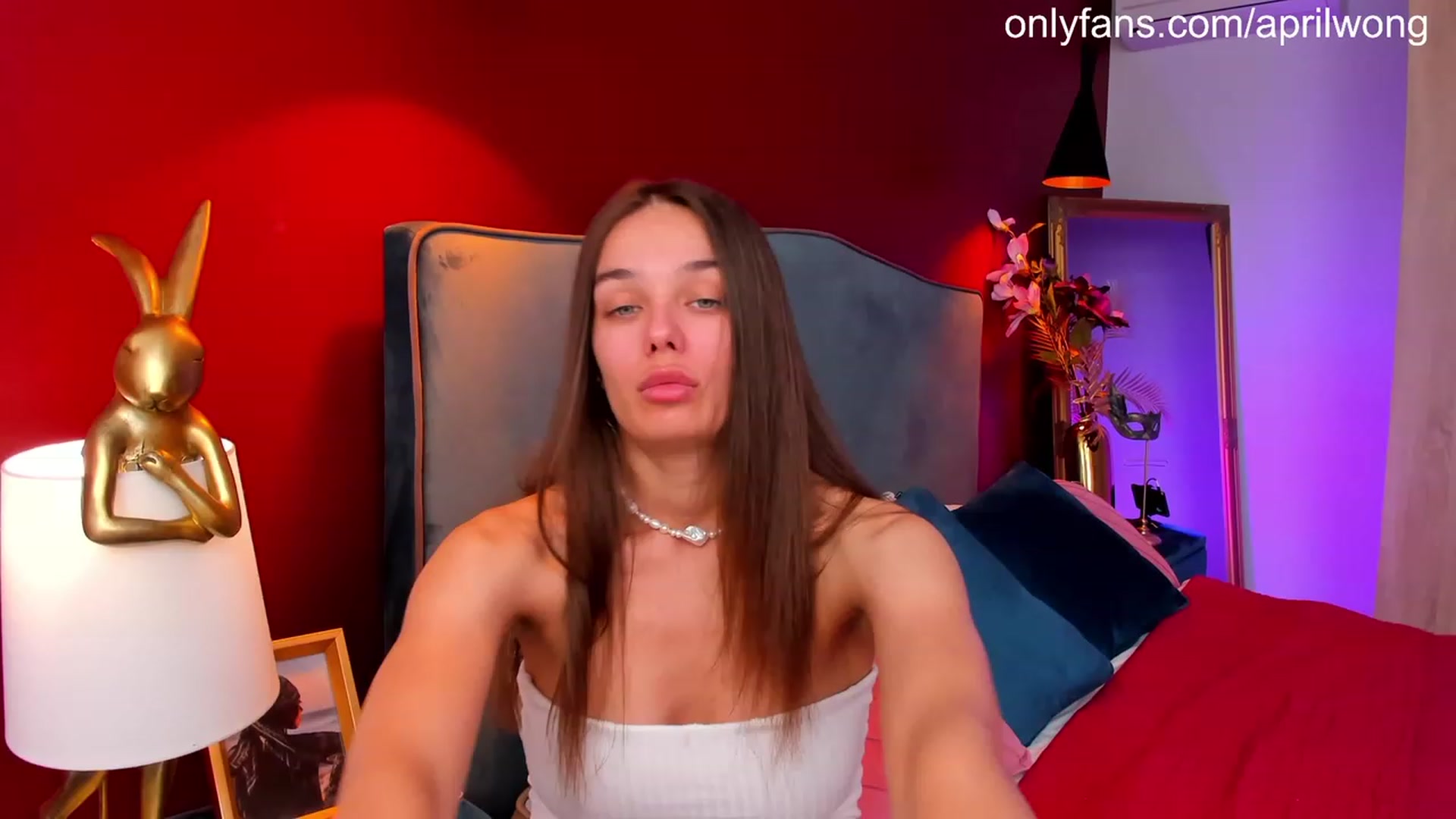 Gallery image thumbnail from AprilWong's myfreecams stream on, 05/31/2023, 09:09 image 1 of 20