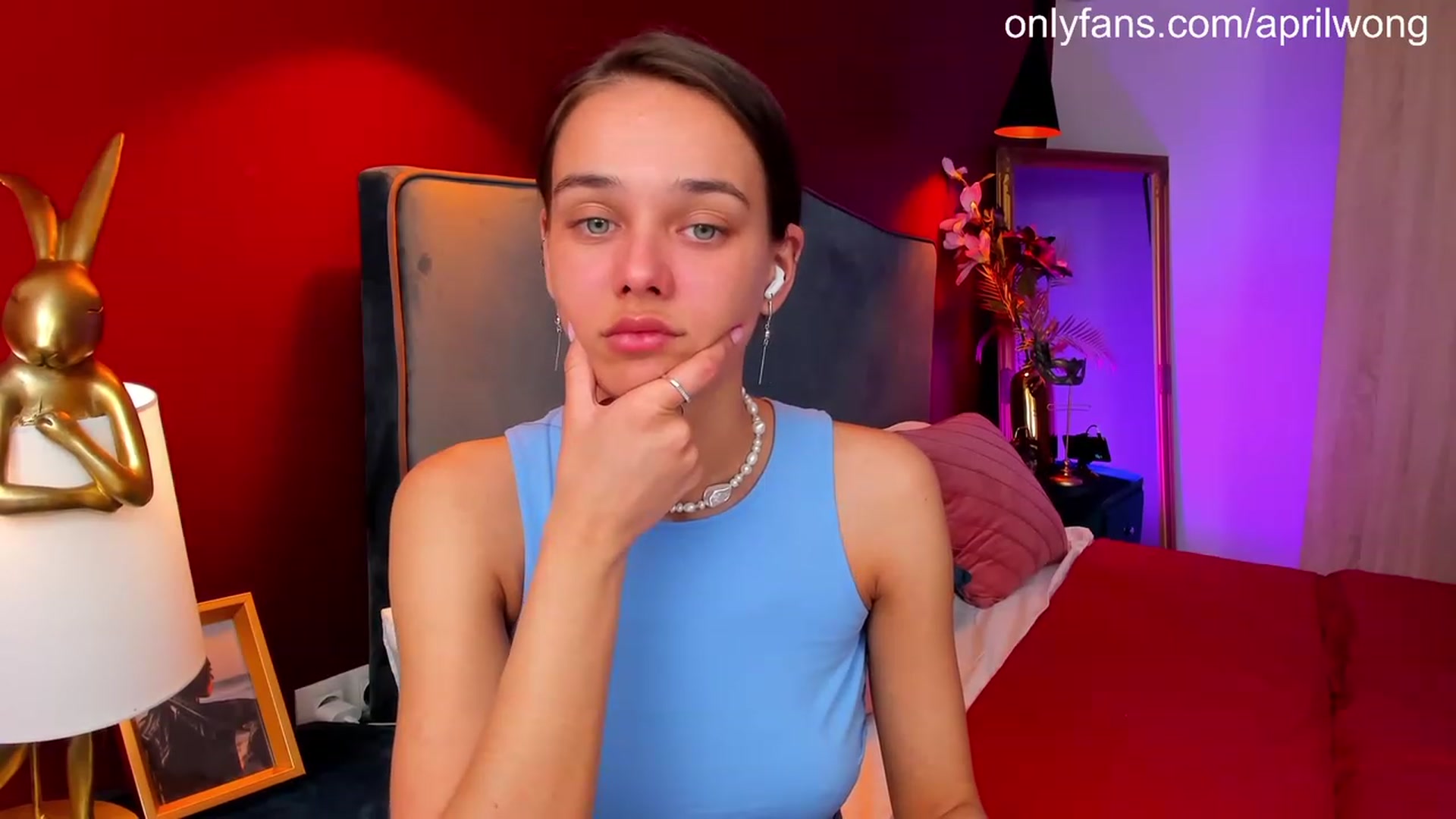 Gallery image thumbnail from AprilWong's myfreecams stream on, 06/03/2023, 18:59 image 18 of 20