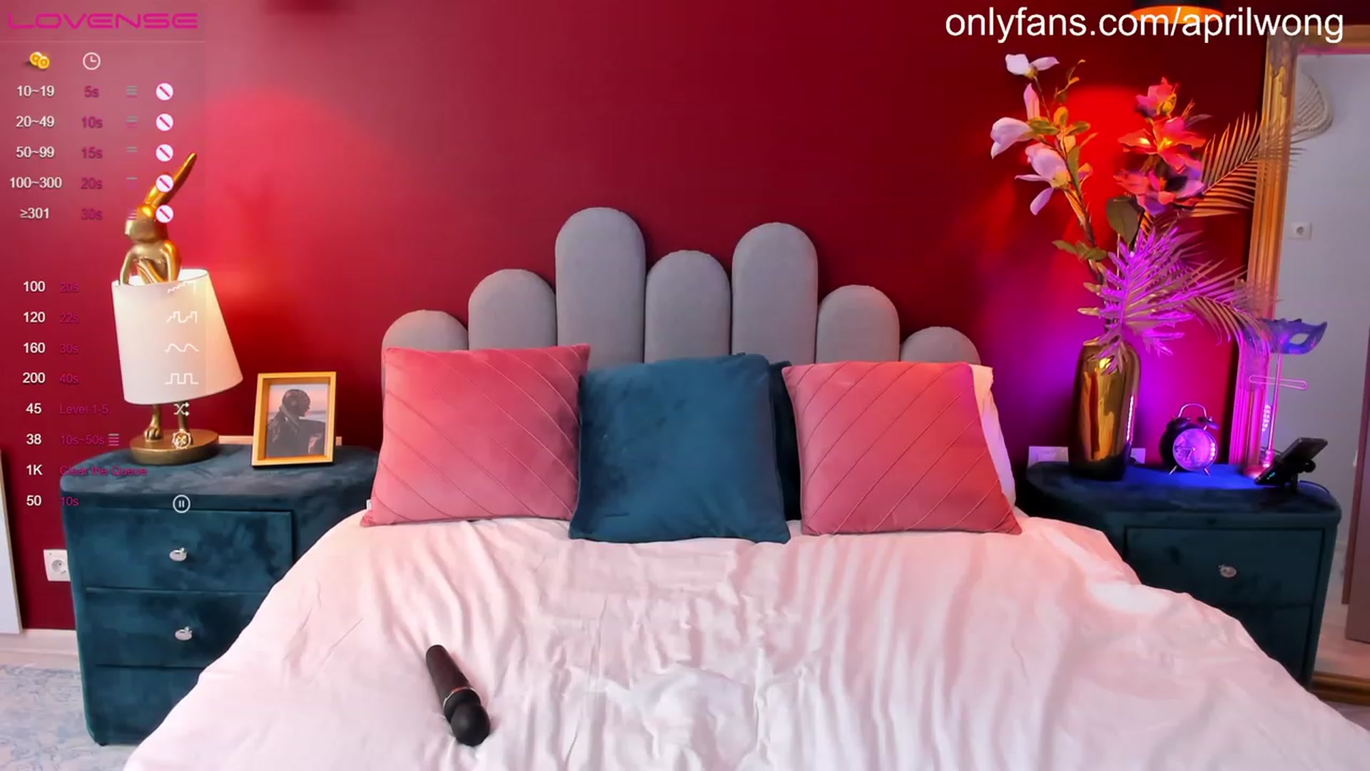 Gallery image thumbnail from AprilWong's myfreecams stream on, 06/13/2023, 13:12 image 12 of 20
