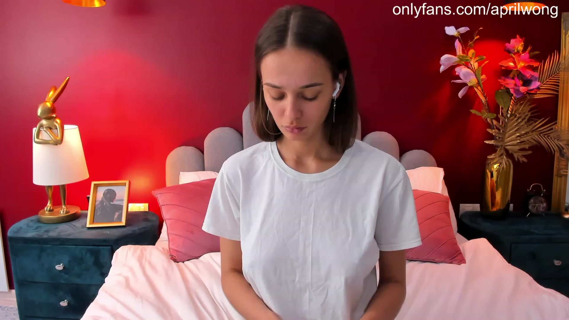 Gallery image thumbnail from AprilWong's myfreecams stream on, 06/13/2023, 18:59 image 19 of 20