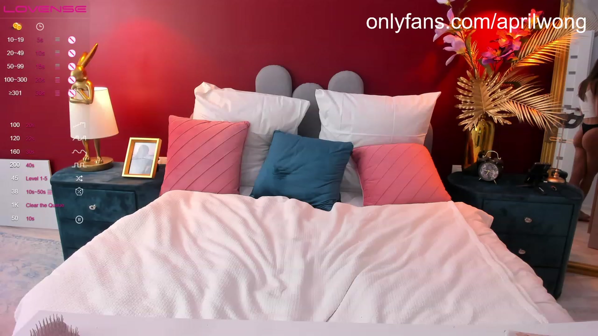 Gallery image thumbnail from AprilWong's myfreecams stream on, 06/24/2023, 18:38 image 20 of 20