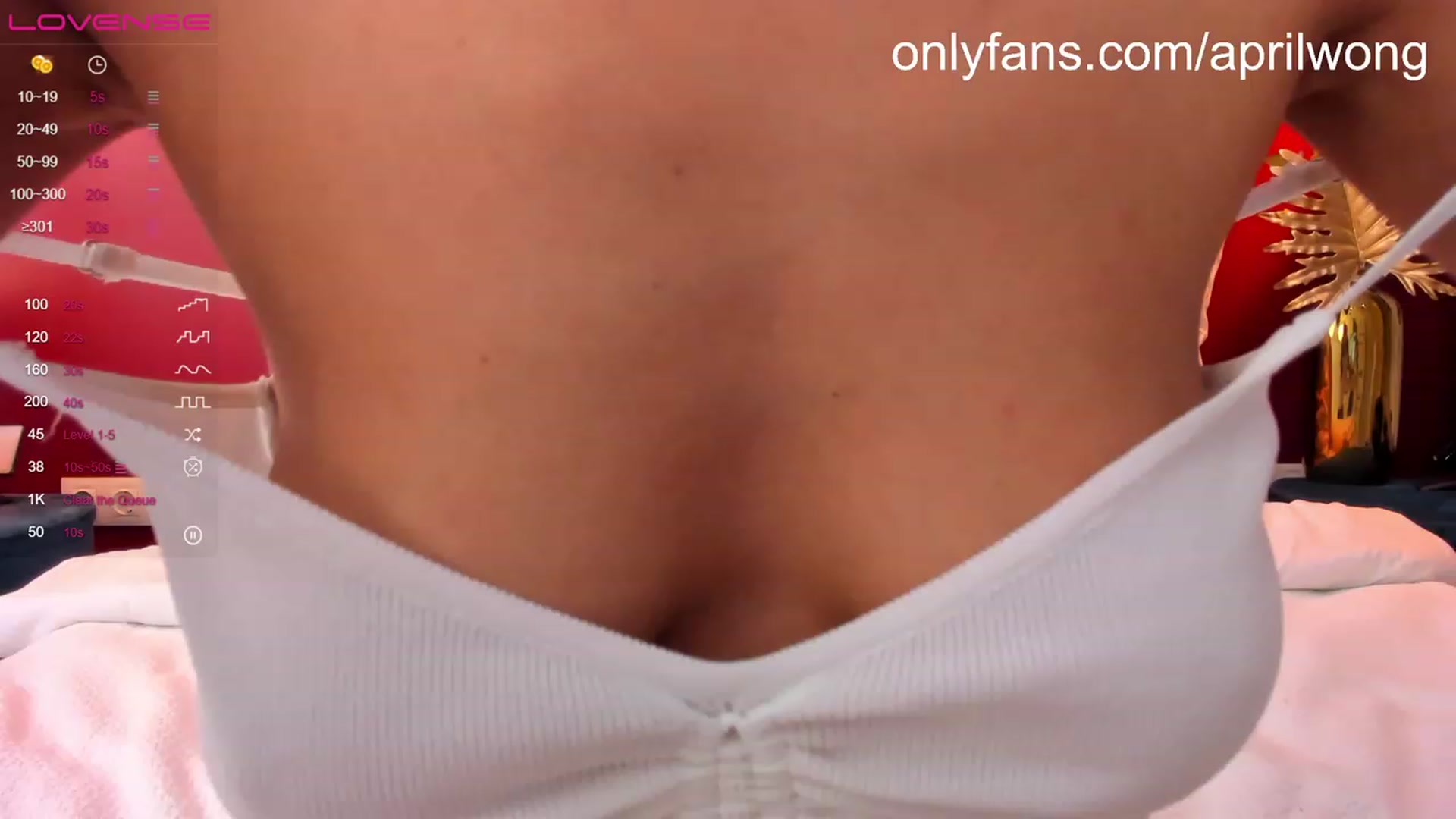 Gallery image thumbnail from AprilWong's myfreecams stream on, 06/28/2023, 18:21 image 12 of 20