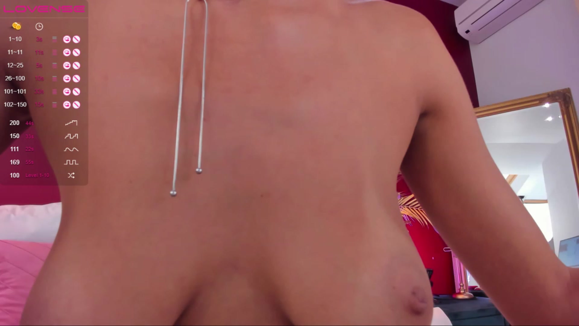 Gallery image thumbnail from AprilWong's myfreecams stream on, 07/22/2023, 15:53 image 15 of 20