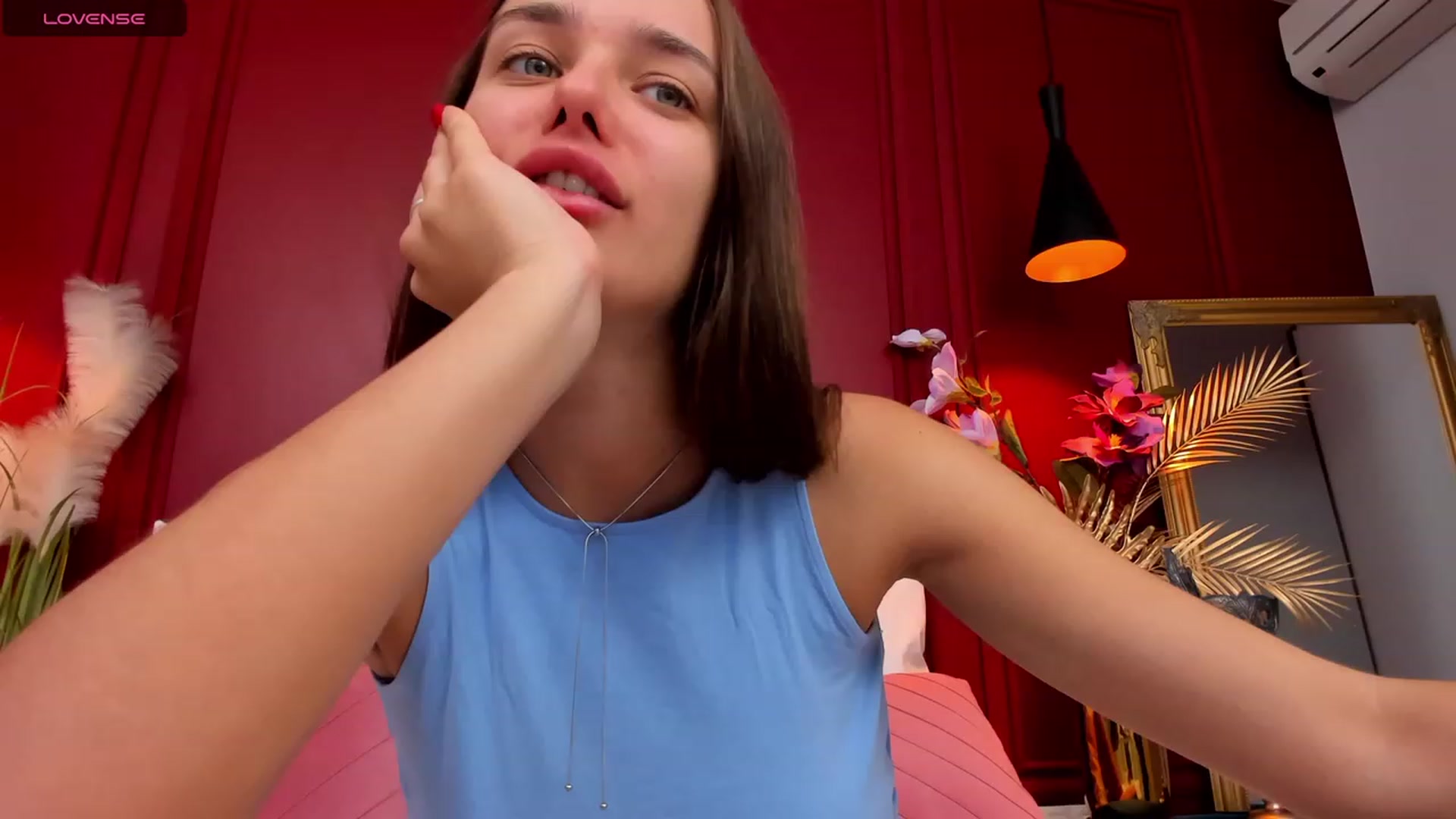 Gallery image thumbnail from AprilWong's myfreecams stream on, 10/12/2023, 15:04 image 10 of 20