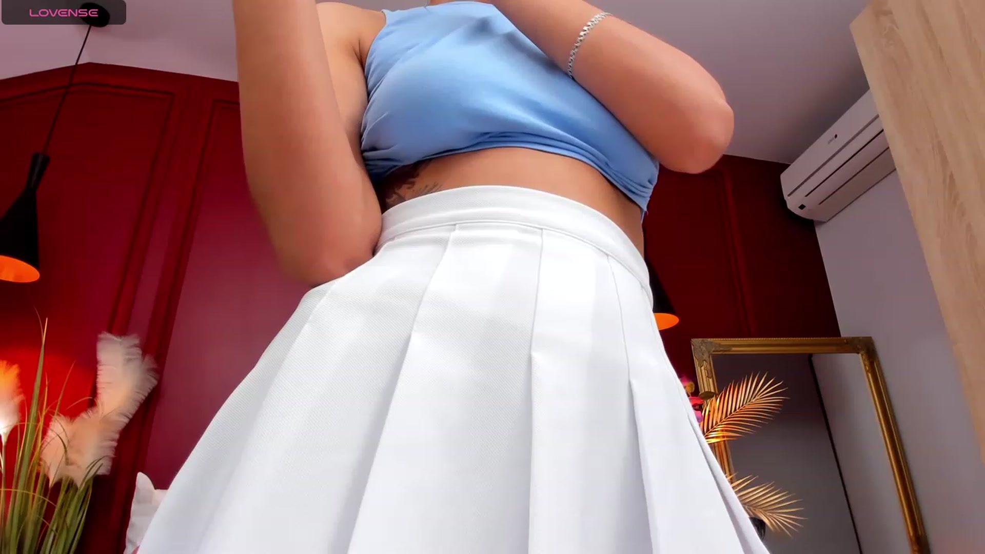 Gallery image thumbnail from AprilWong's myfreecams stream on, 10/12/2023, 17:46 image 5 of 20