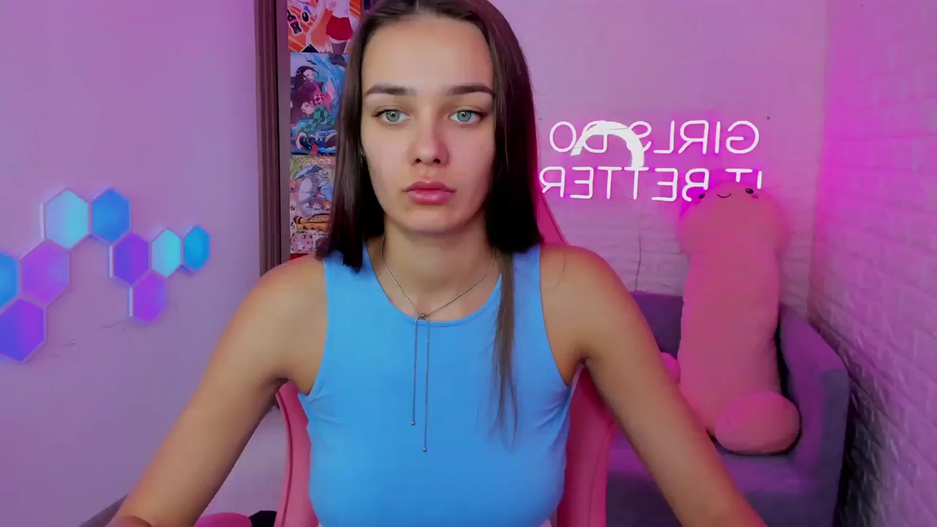 Gallery image thumbnail from AprilWong's myfreecams stream on, 10/22/2023, 10:12 image 2 of 20