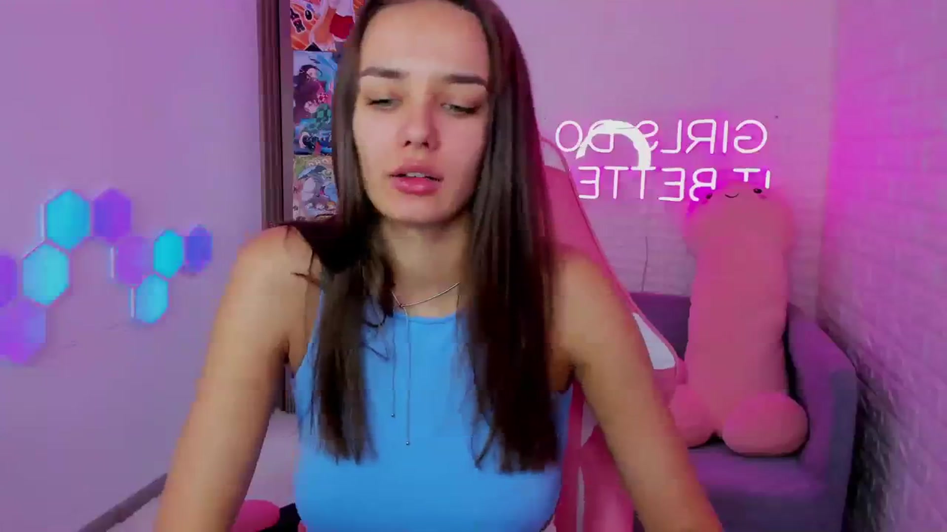 Gallery image thumbnail from AprilWong's myfreecams stream on, 10/22/2023, 10:12 image 18 of 20