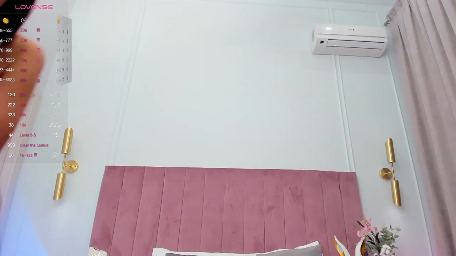 Gallery image thumbnail from AprilWong's myfreecams stream on, 12/02/2023, 15:46 image 12 of 20