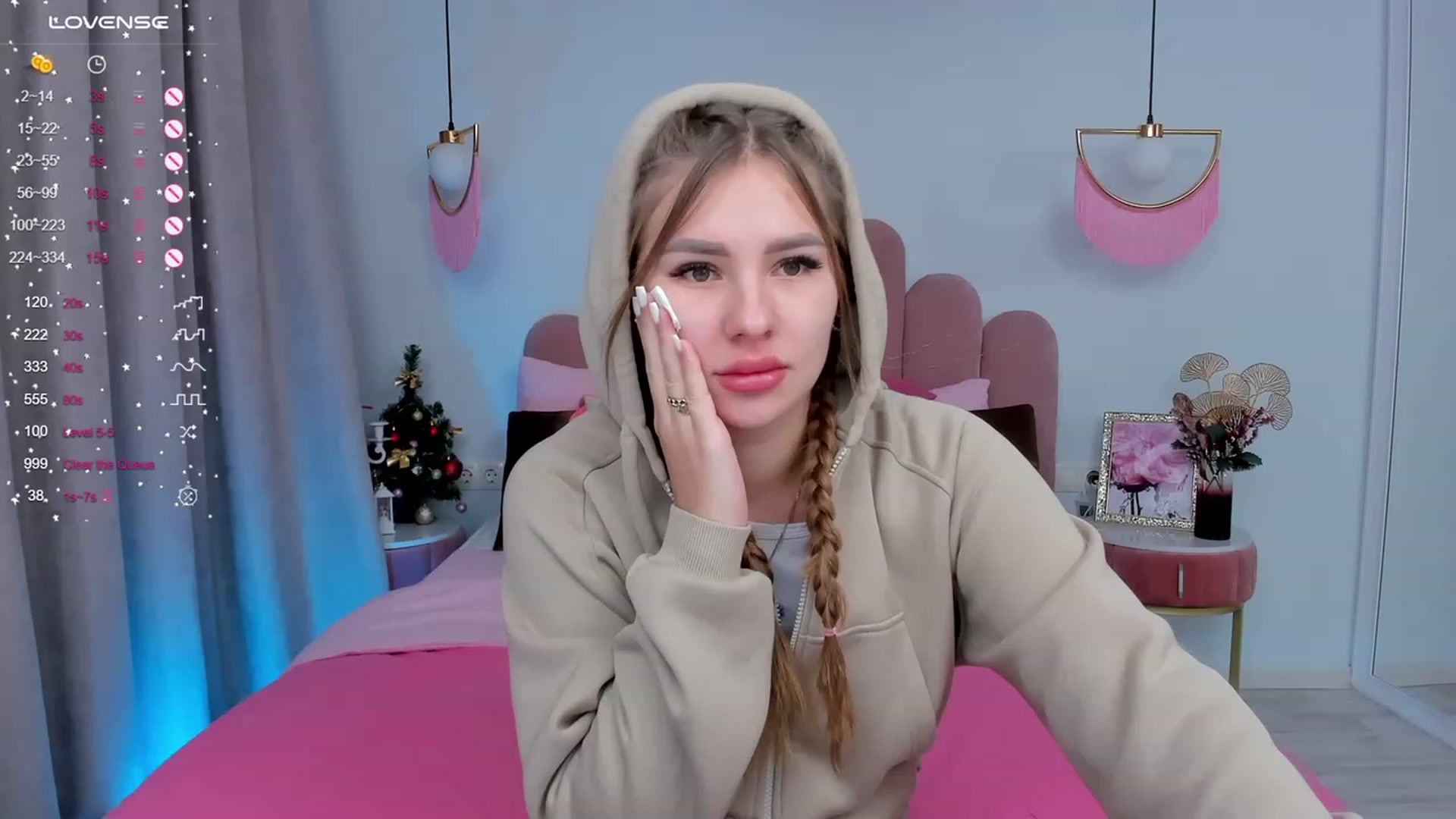 Gallery image thumbnail from AprilWong's myfreecams stream on, 12/17/2023, 12:56 image 15 of 20