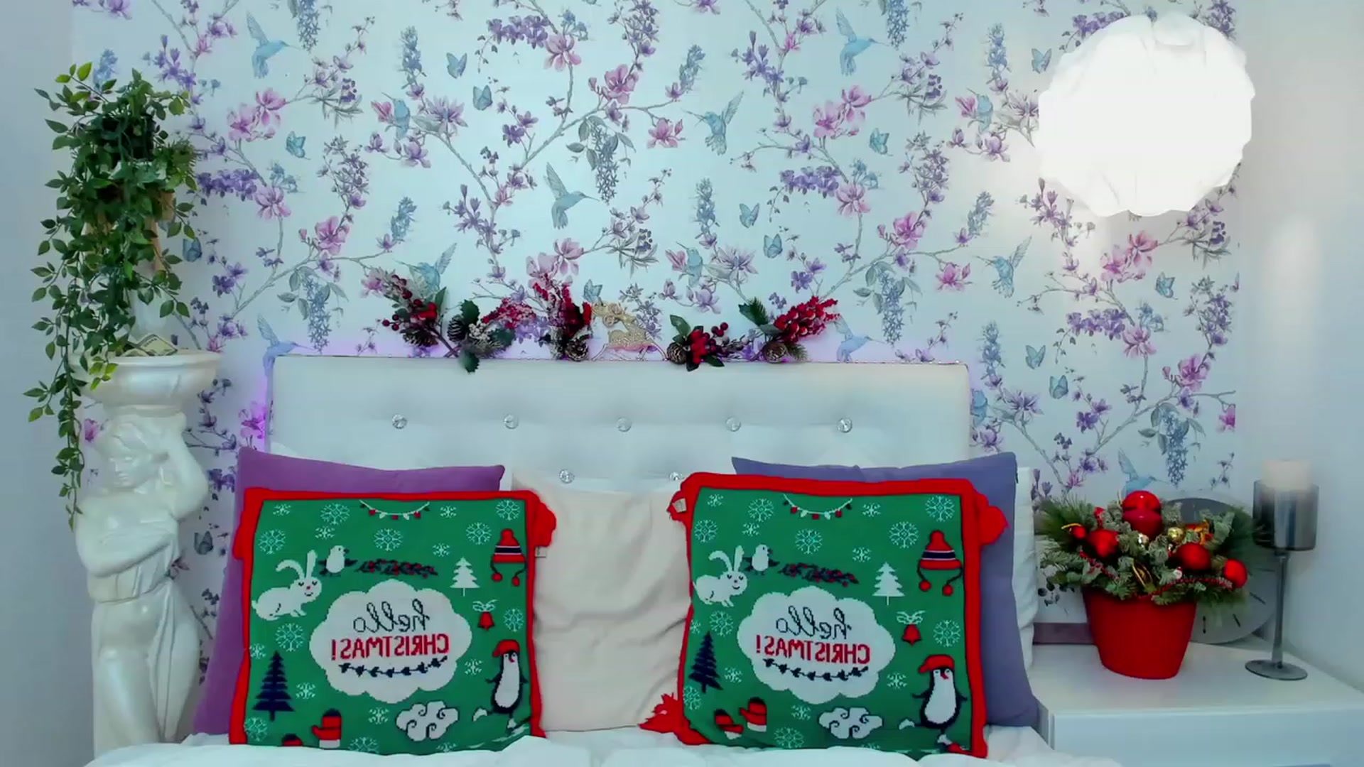 Gallery image thumbnail from AprilWong's myfreecams stream on, 12/25/2023, 12:23 image 6 of 20