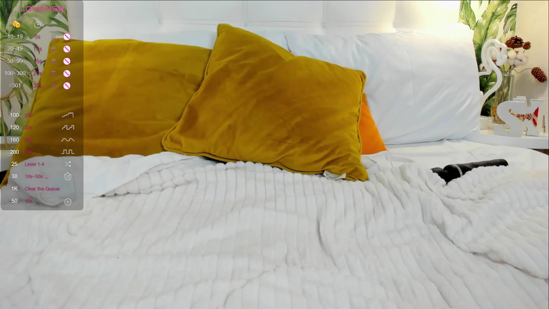 Gallery image thumbnail from AprilWong's myfreecams stream on, 02/21/2024, 12:15 image 15 of 20