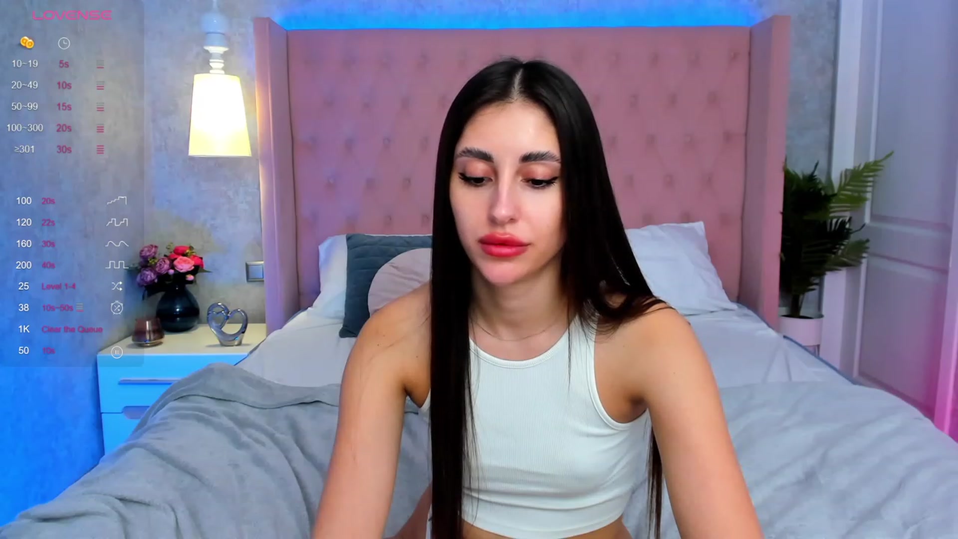 Gallery image thumbnail from AprilWong's myfreecams stream on, 02/22/2024, 19:35 image 17 of 20