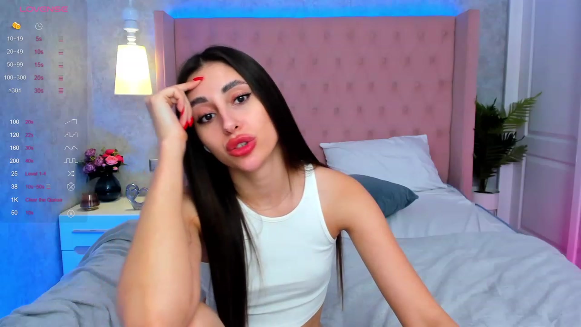 Gallery image thumbnail from AprilWong's myfreecams stream on, 02/22/2024, 19:35 image 16 of 20