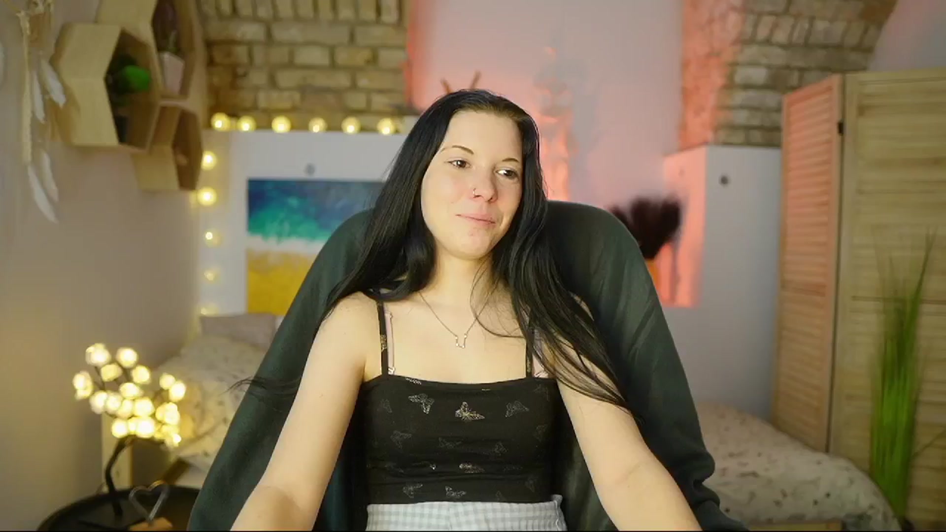 Gallery image thumbnail from April_Ollsen's myfreecams stream on, 02/27/2025, 10:48 image 4 of 20