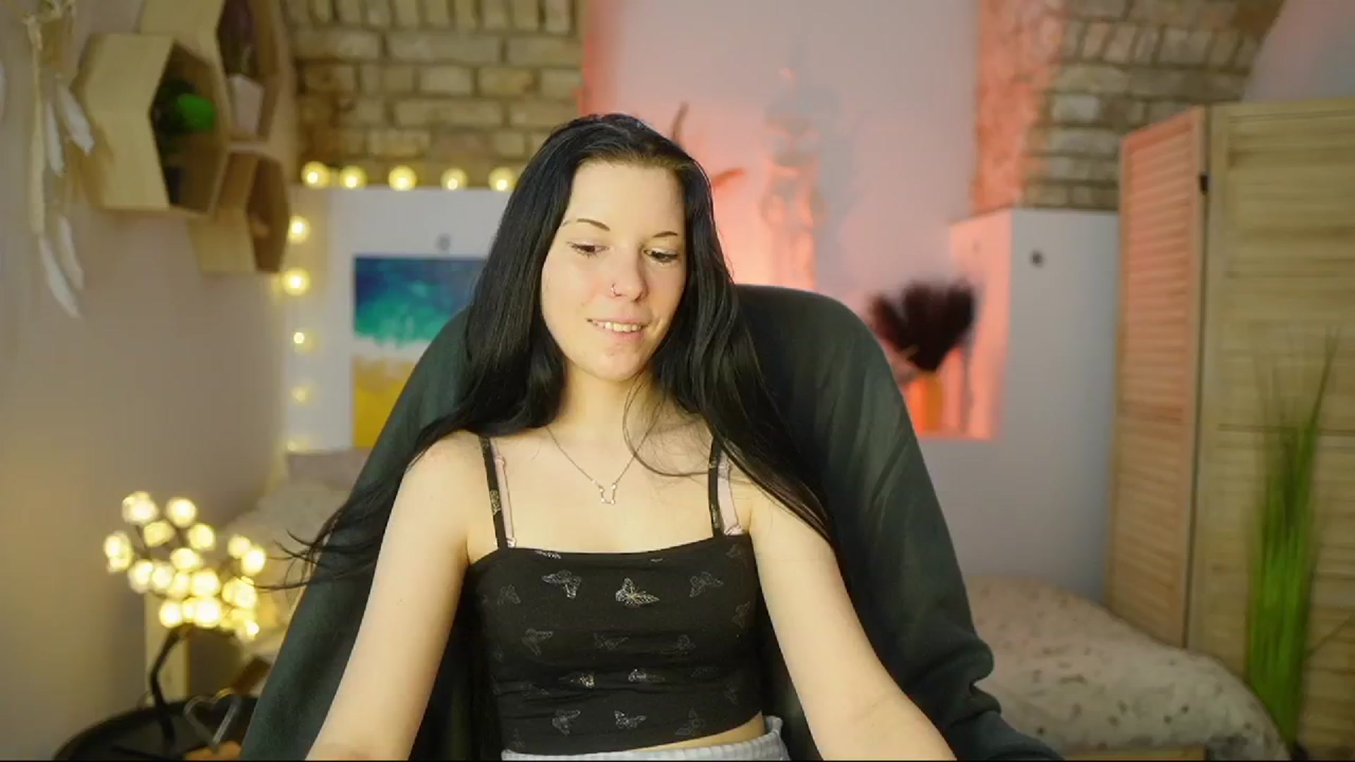Gallery image thumbnail from April_Ollsen's myfreecams stream on, 02/27/2025, 10:48 image 3 of 20