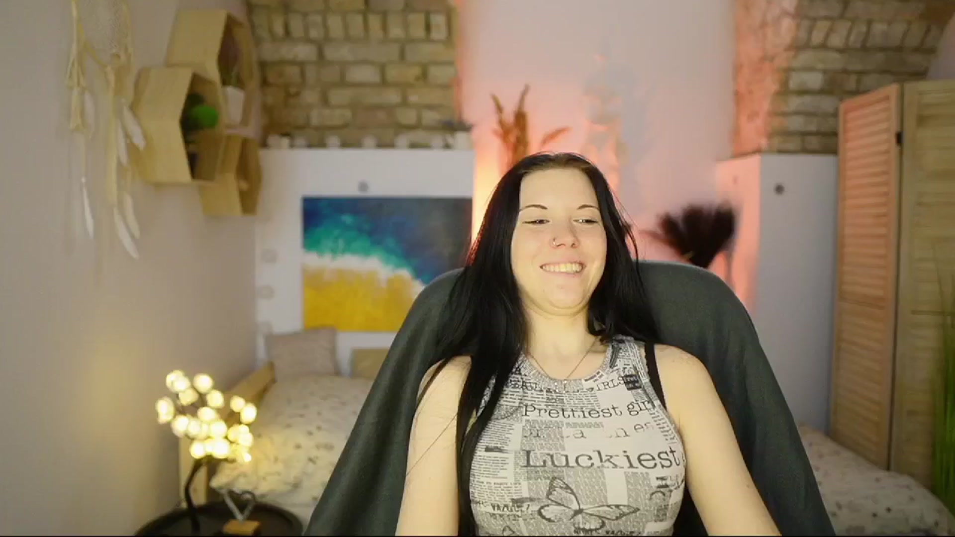 Gallery image thumbnail from April_Ollsen's myfreecams stream on, 02/28/2025, 10:43 image 19 of 20