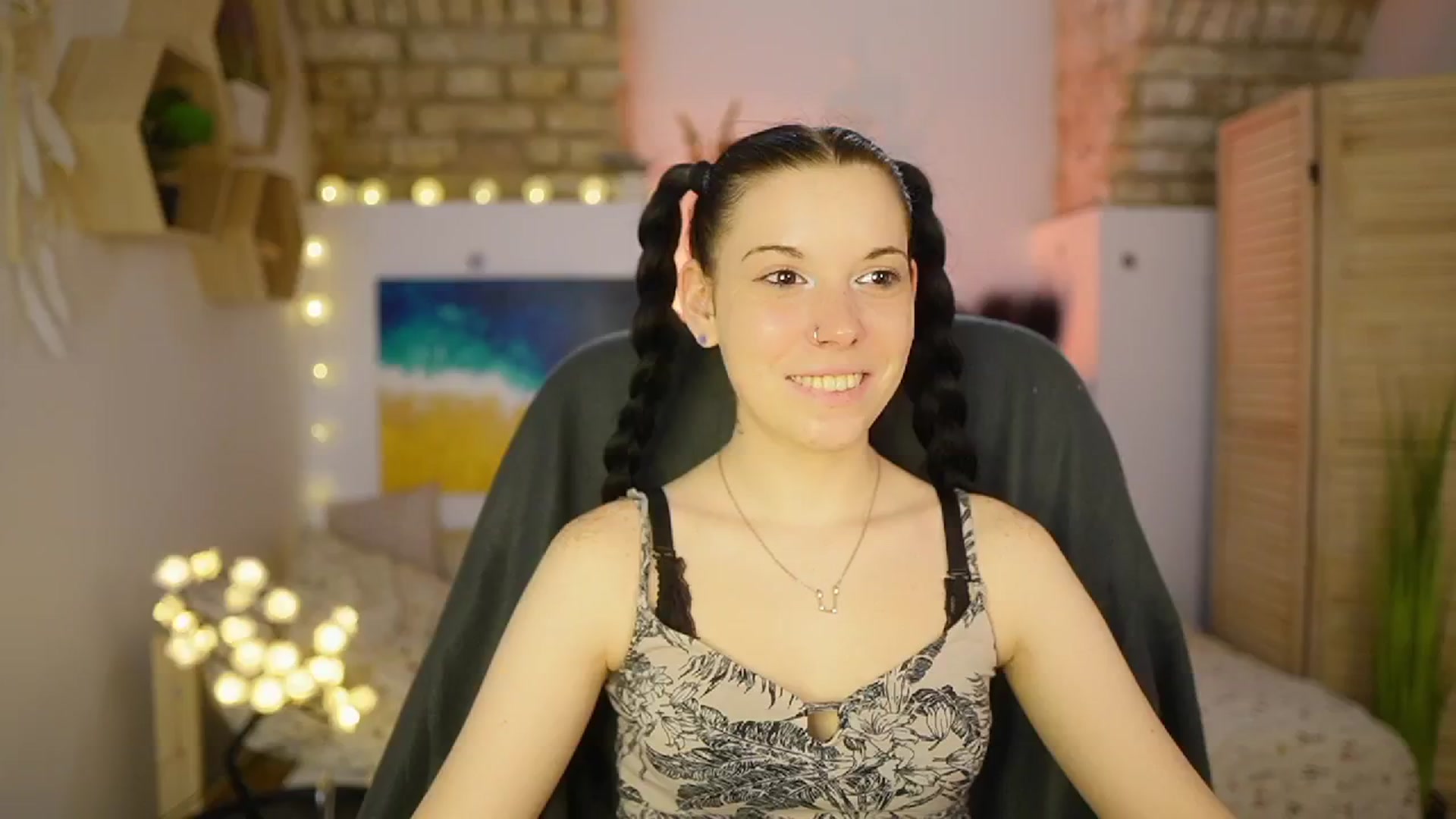 Gallery image thumbnail from April_Ollsen's myfreecams stream on, 03/06/2025, 11:50 image 7 of 20