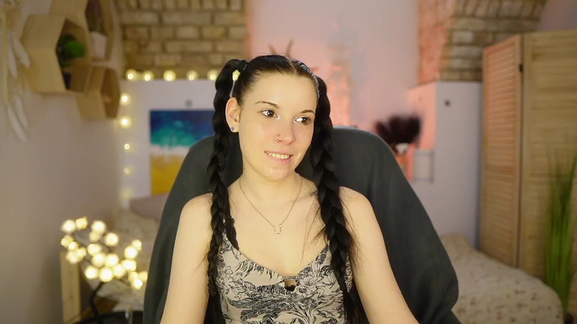 Gallery image thumbnail from April_Ollsen's myfreecams stream on, 03/06/2025, 12:27 image 17 of 20