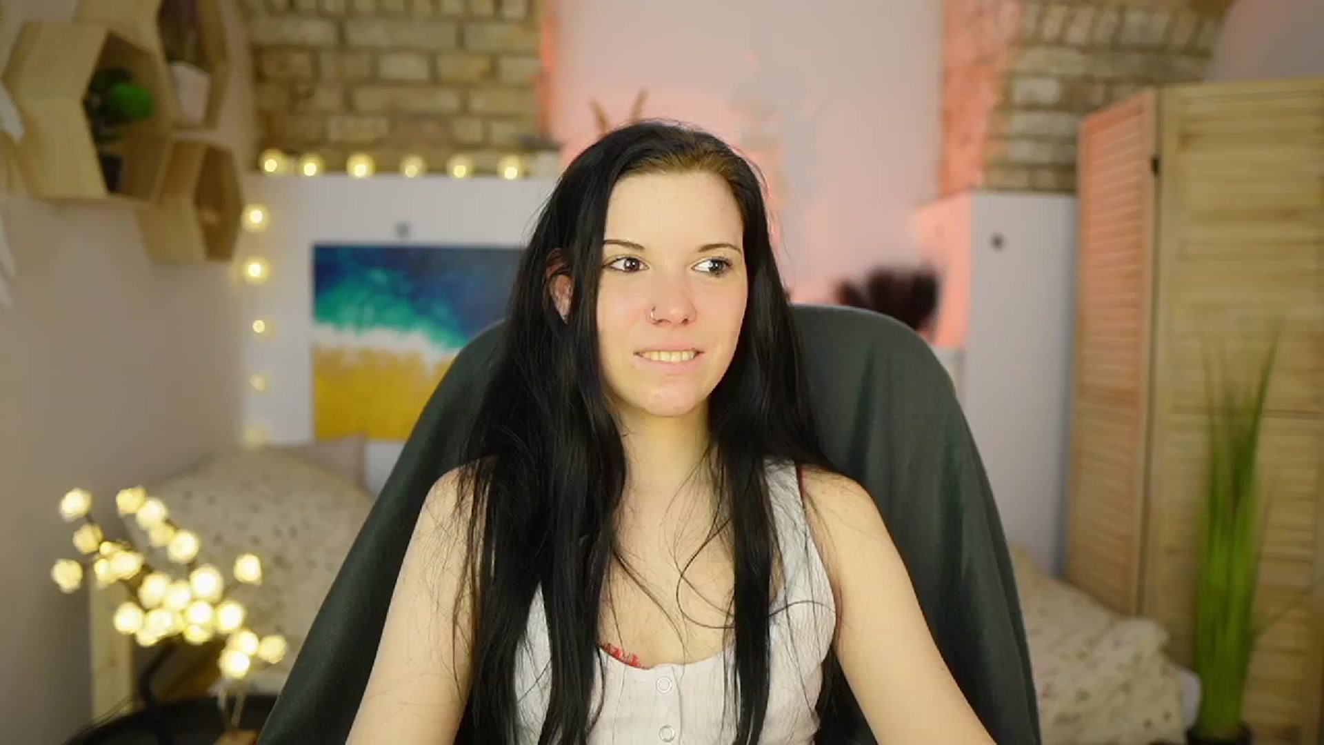 Gallery image thumbnail from April_Ollsen's myfreecams stream on, 03/08/2025, 10:43 image 11 of 20