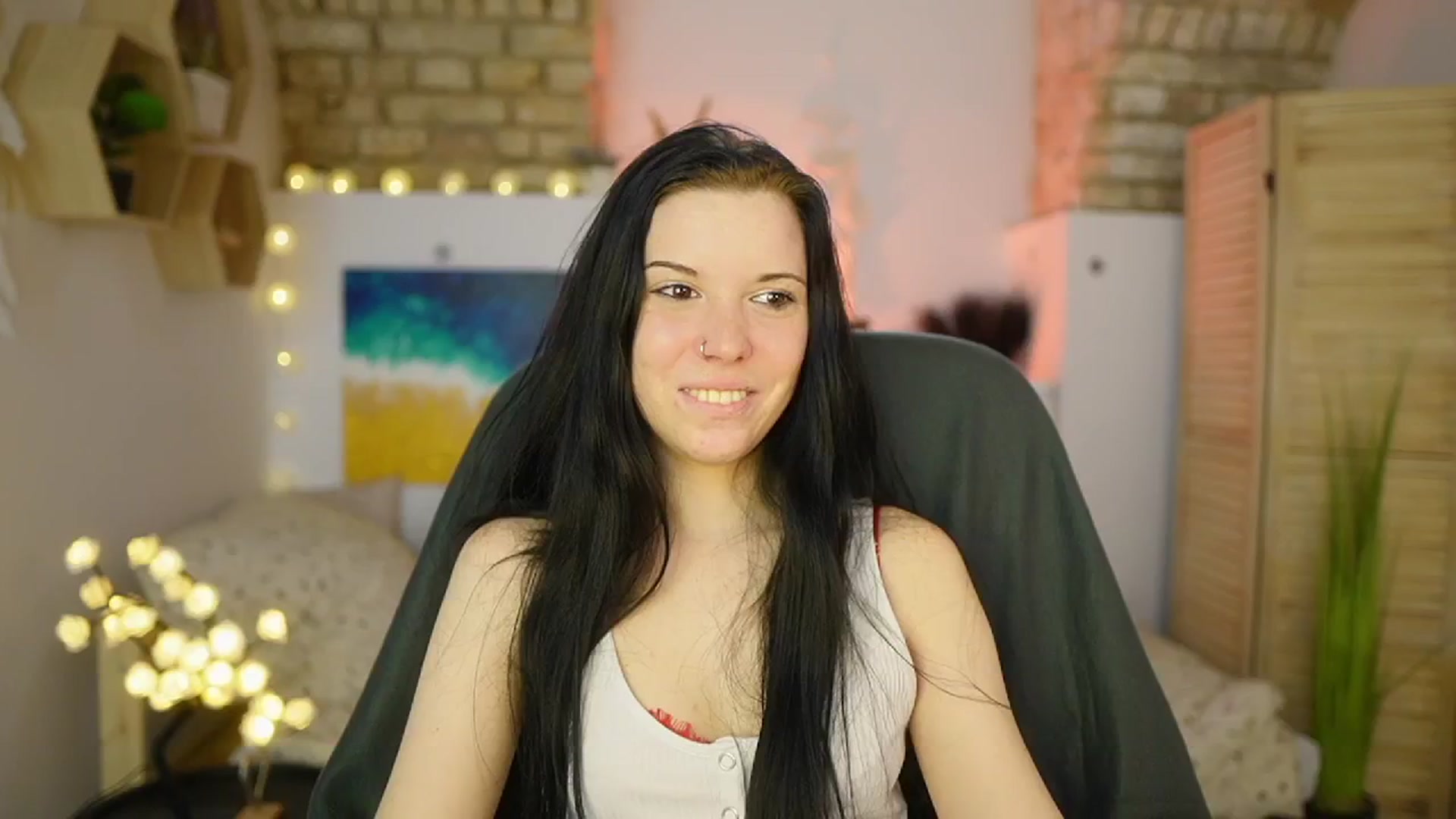 Gallery image thumbnail from April_Ollsen's myfreecams stream on, 03/08/2025, 10:43 image 7 of 20