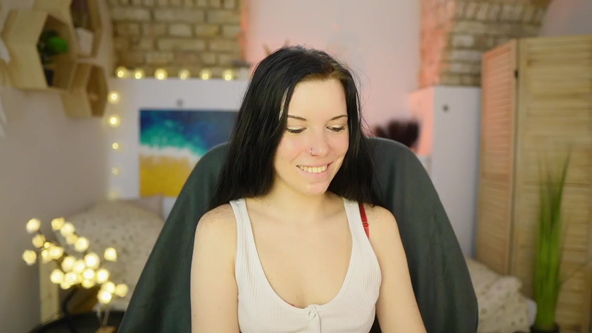 Gallery image thumbnail from April_Ollsen's myfreecams stream on, 03/08/2025, 12:28 image 8 of 20