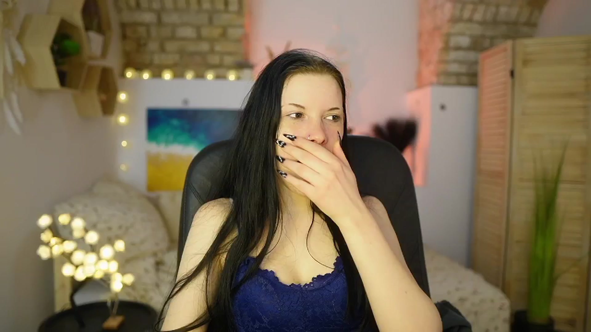 Gallery image thumbnail from April_Ollsen's myfreecams stream on, 03/09/2025, 11:06 image 4 of 20