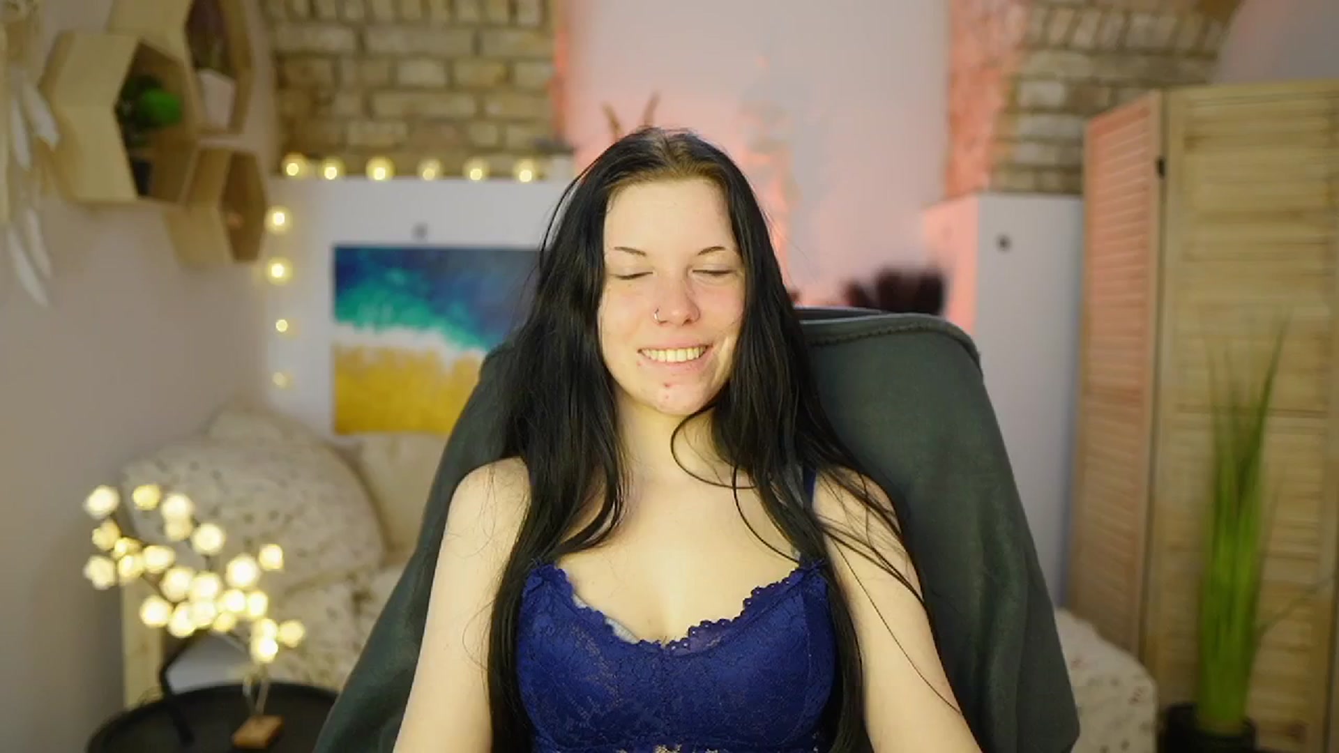 Gallery image thumbnail from April_Ollsen's myfreecams stream on, 03/09/2025, 11:06 image 15 of 20
