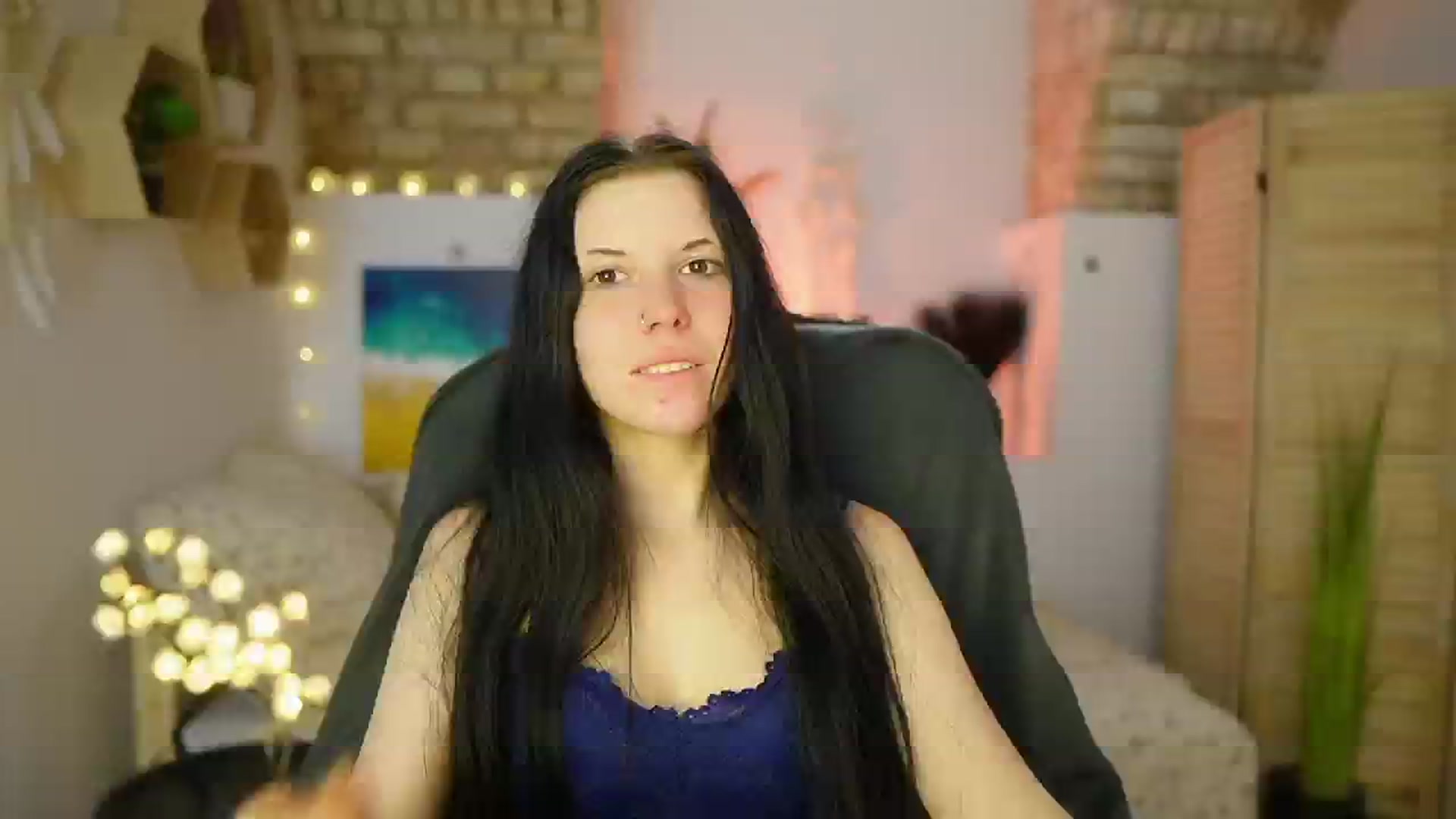 Gallery image thumbnail from April_Ollsen's myfreecams stream on, 03/09/2025, 13:07 image 14 of 20