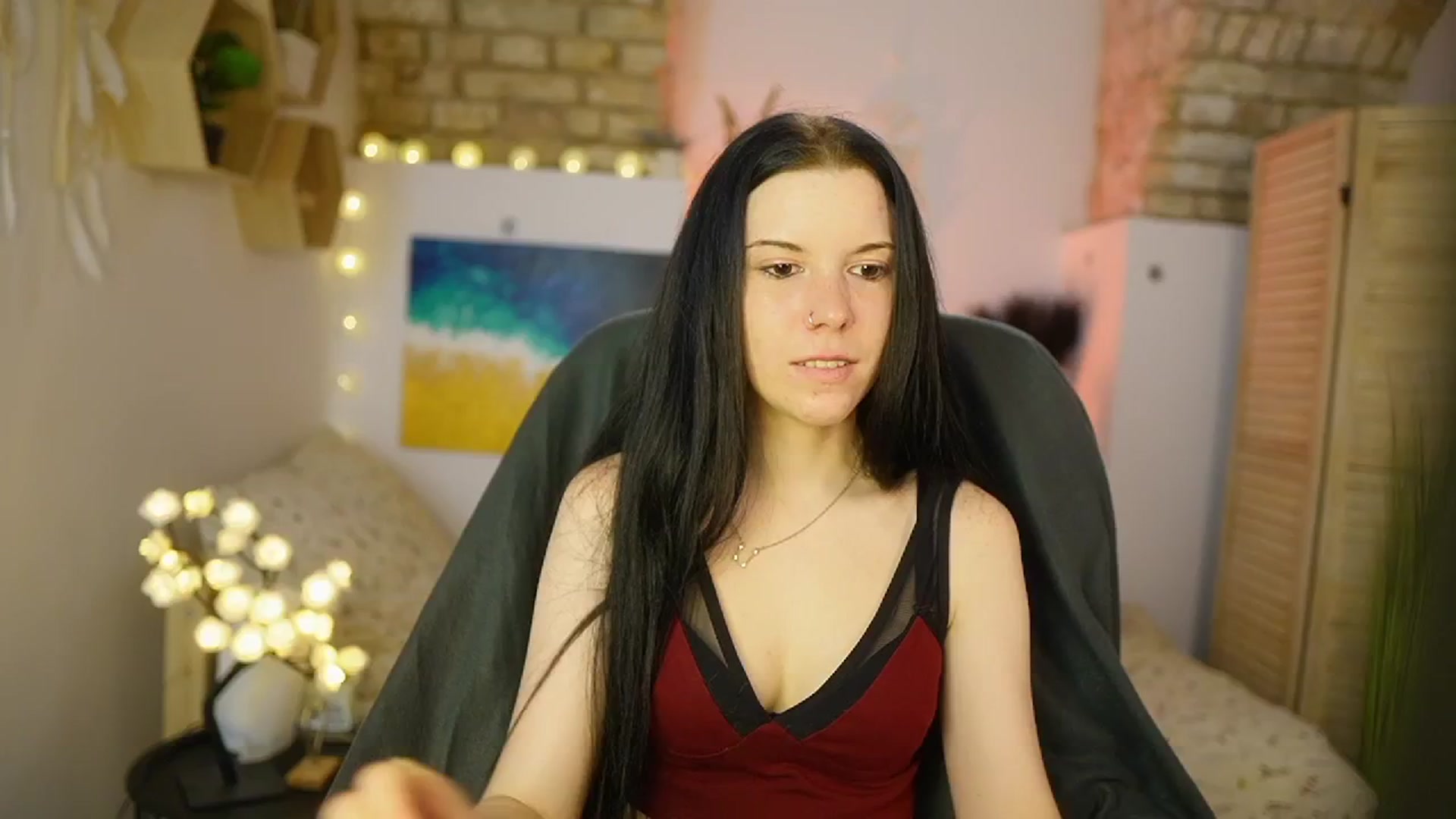 Gallery image thumbnail from April_Ollsen's myfreecams stream on, 03/12/2025, 13:54 image 15 of 20