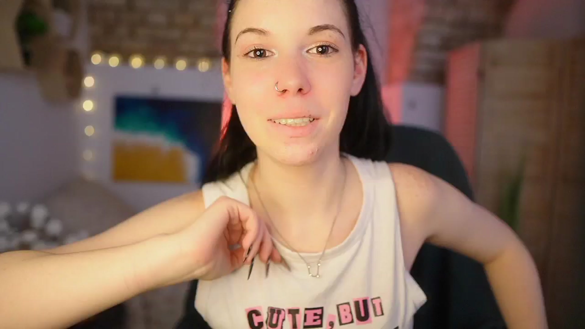 Gallery image thumbnail from April_Ollsen's myfreecams stream on, 03/15/2025, 11:45 image 3 of 20