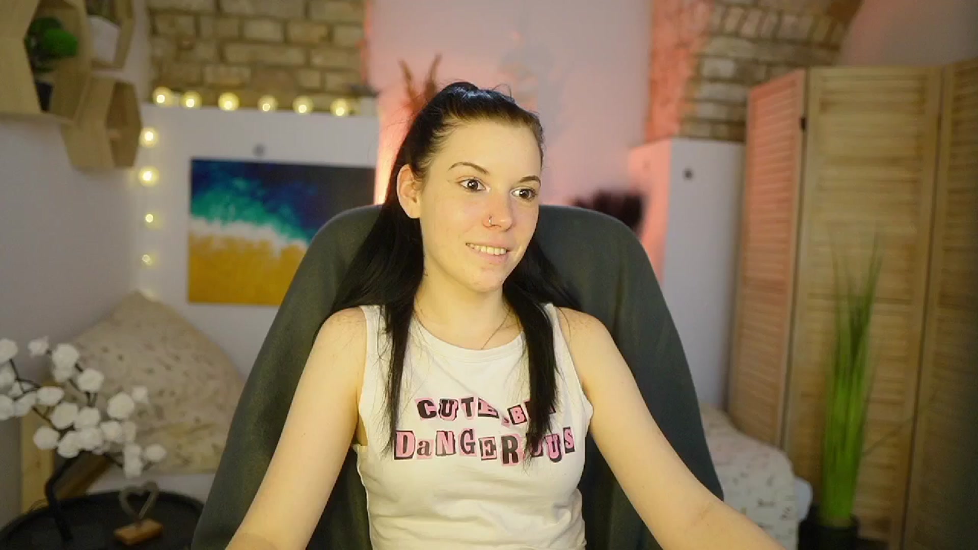 Gallery image thumbnail from April_Ollsen's myfreecams stream on, 03/15/2025, 11:45 image 14 of 20