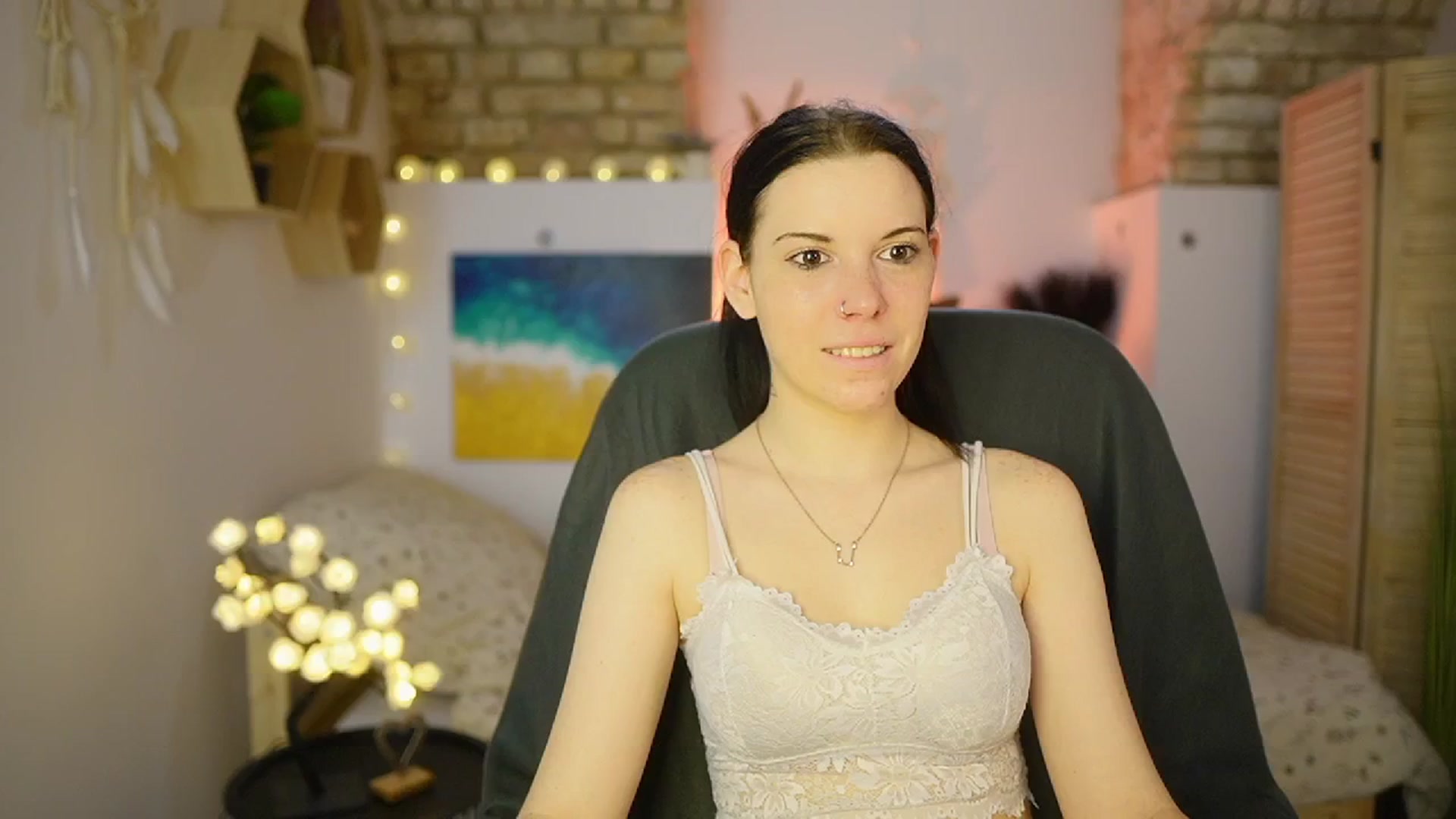 Gallery image thumbnail from April_Ollsen's myfreecams stream on, 03/16/2025, 10:00 image 20 of 20