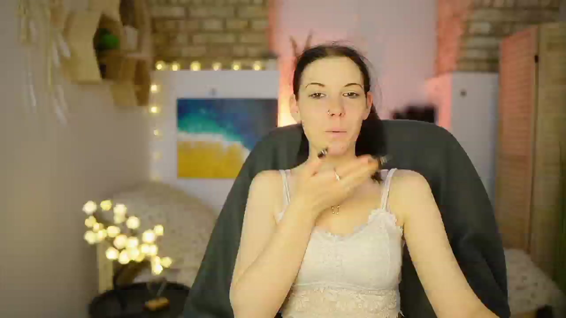 Gallery image thumbnail from April_Ollsen's myfreecams stream on, 03/16/2025, 12:55 image 16 of 20