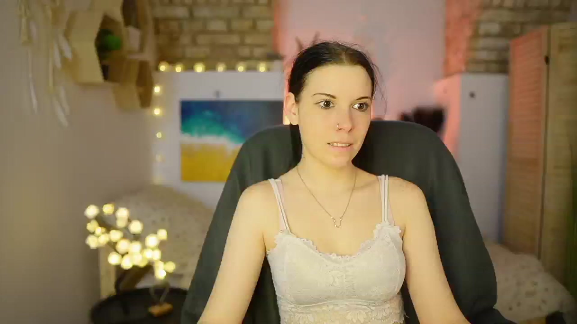 Gallery image thumbnail from April_Ollsen's myfreecams stream on, 03/16/2025, 12:55 image 9 of 20