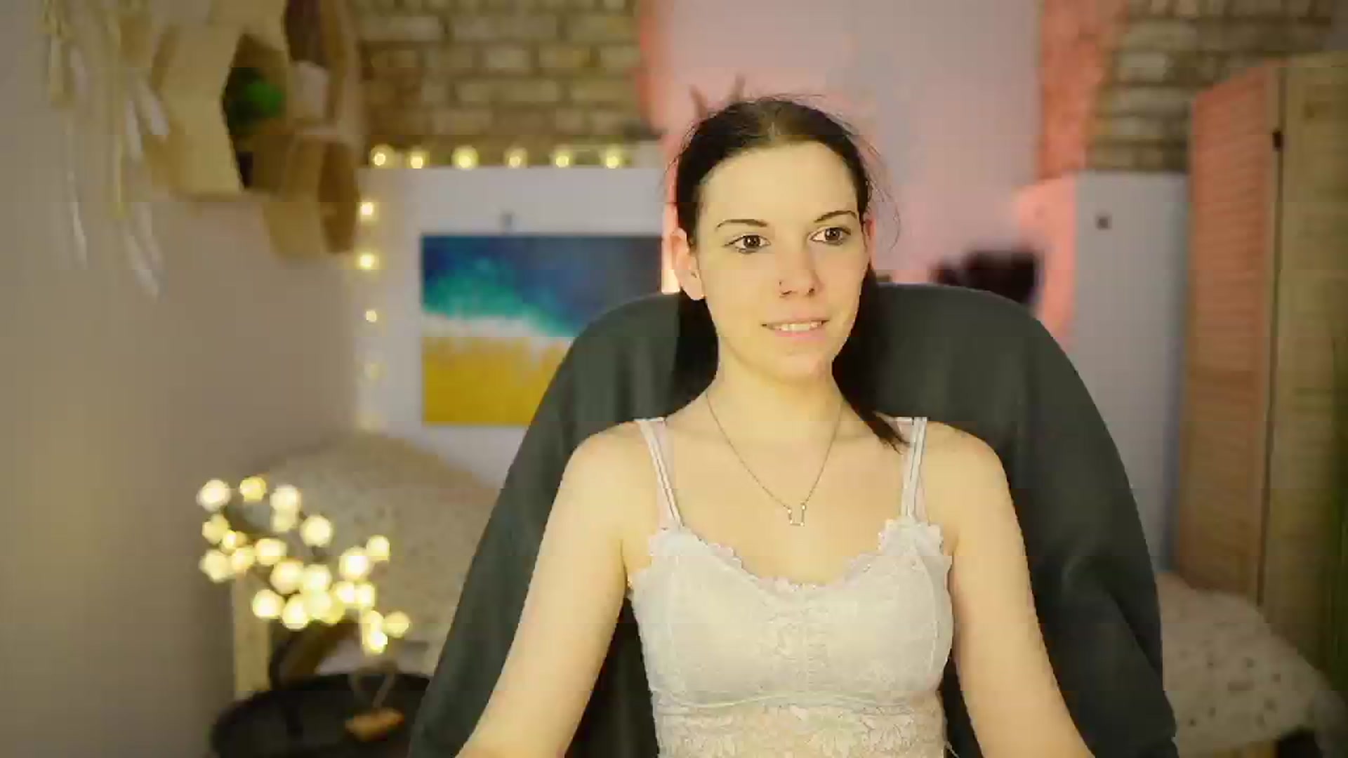 Gallery image thumbnail from April_Ollsen's myfreecams stream on, 03/16/2025, 12:55 image 14 of 20