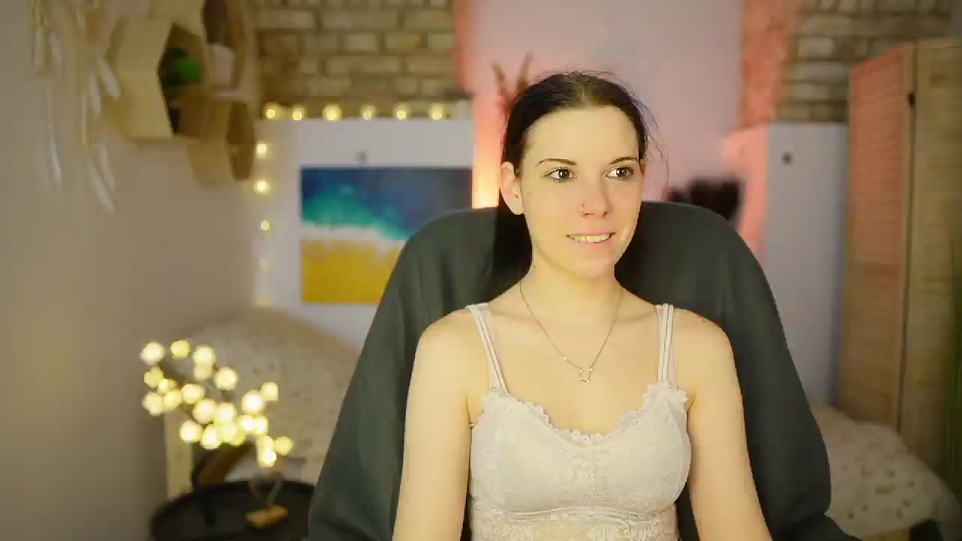 Gallery image thumbnail from April_Ollsen's myfreecams stream on, 03/16/2025, 12:55 image 10 of 20