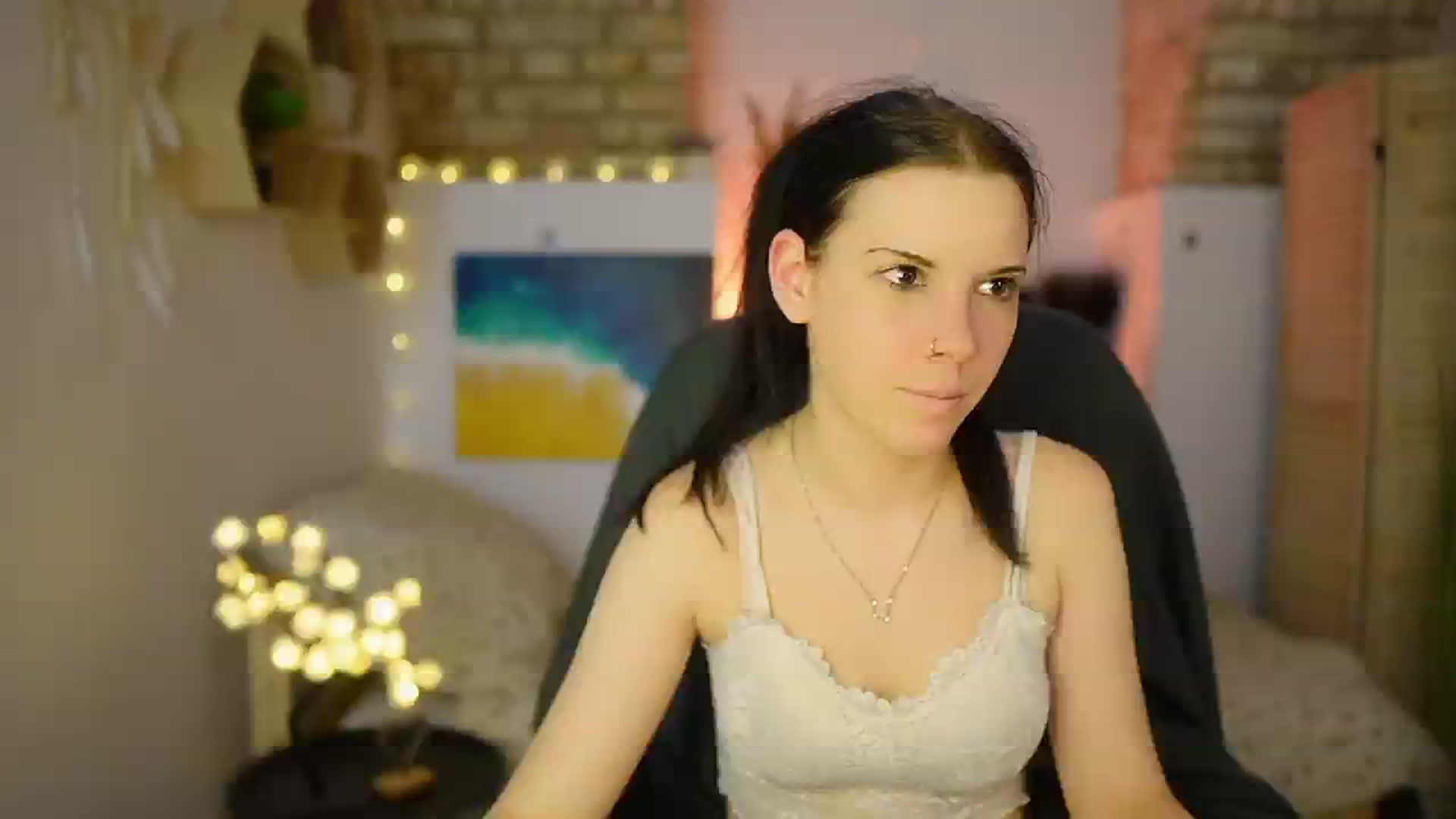 Gallery image thumbnail from April_Ollsen's myfreecams stream on, 03/16/2025, 13:54 image 13 of 20