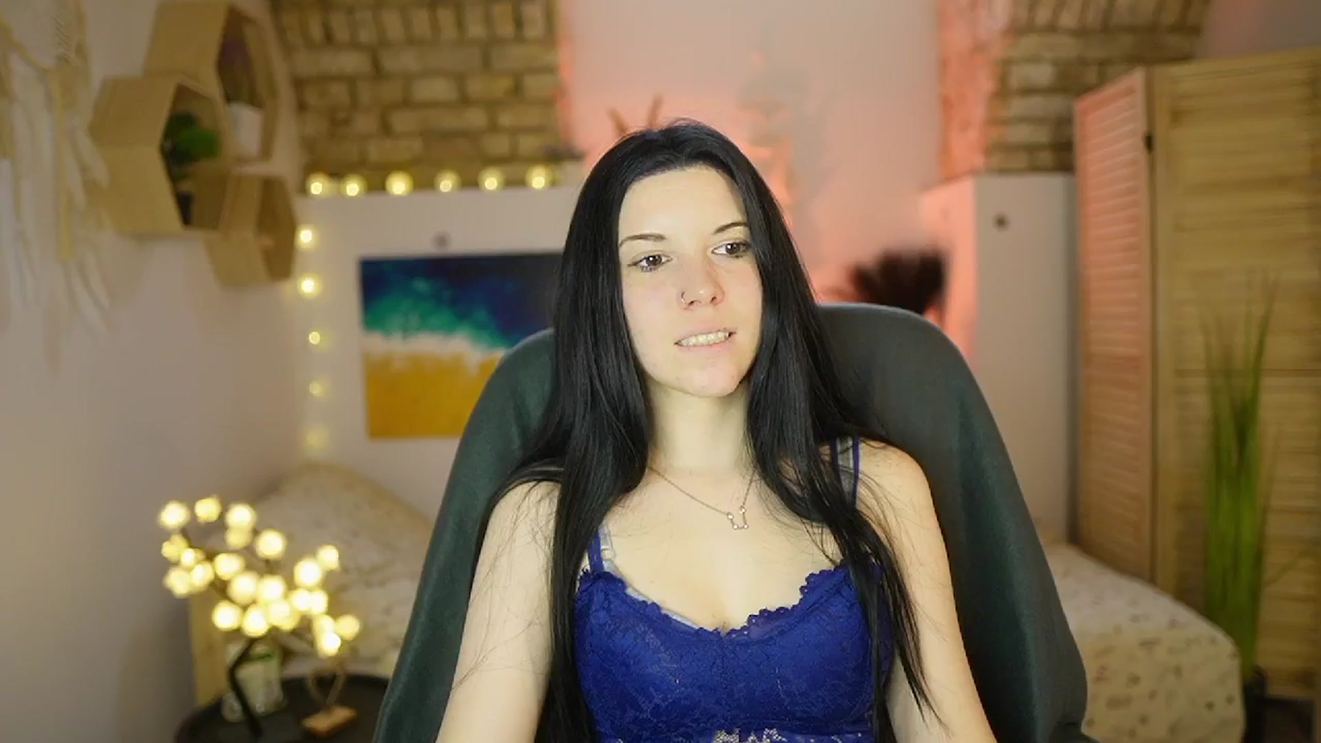Gallery image thumbnail from April_Ollsen's myfreecams stream on, 03/17/2025, 11:00 image 11 of 20