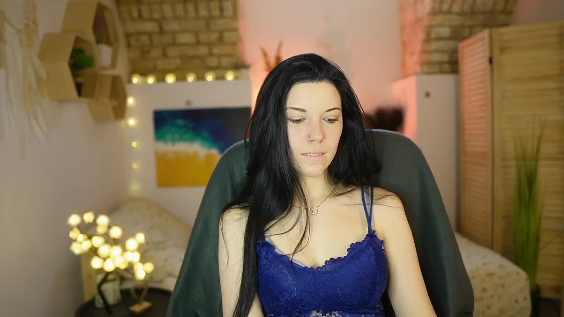 Gallery image thumbnail from April_Ollsen's myfreecams stream on, 03/17/2025, 11:00 image 14 of 20