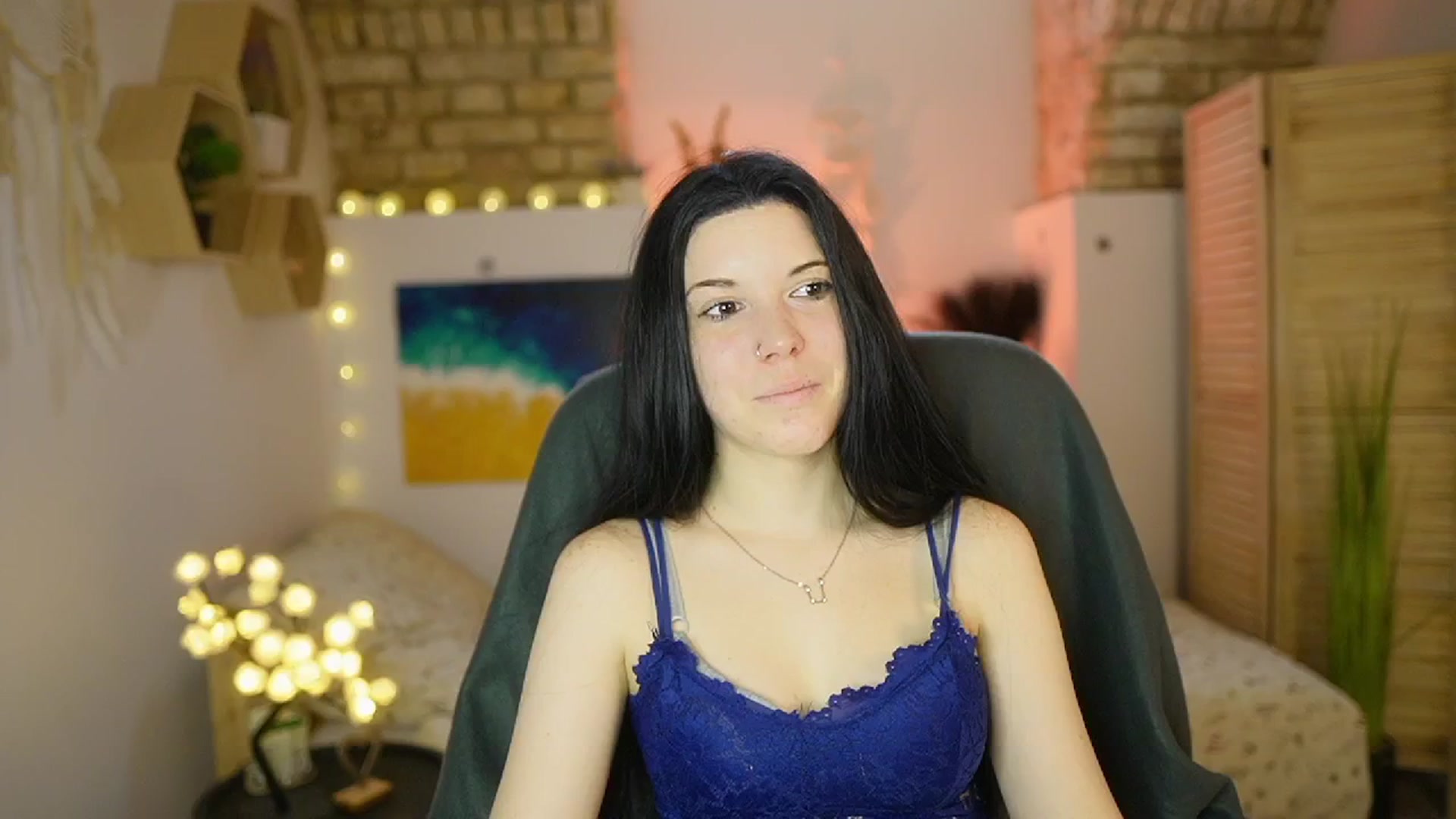 Gallery image thumbnail from April_Ollsen's myfreecams stream on, 03/17/2025, 11:00 image 4 of 20