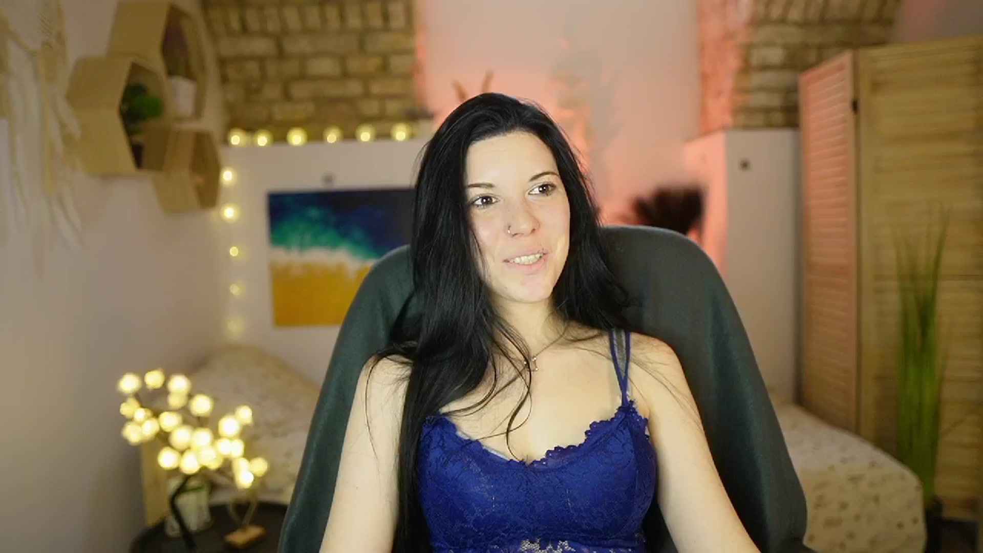 Gallery image thumbnail from April_Ollsen's myfreecams stream on, 03/17/2025, 11:00 image 15 of 20