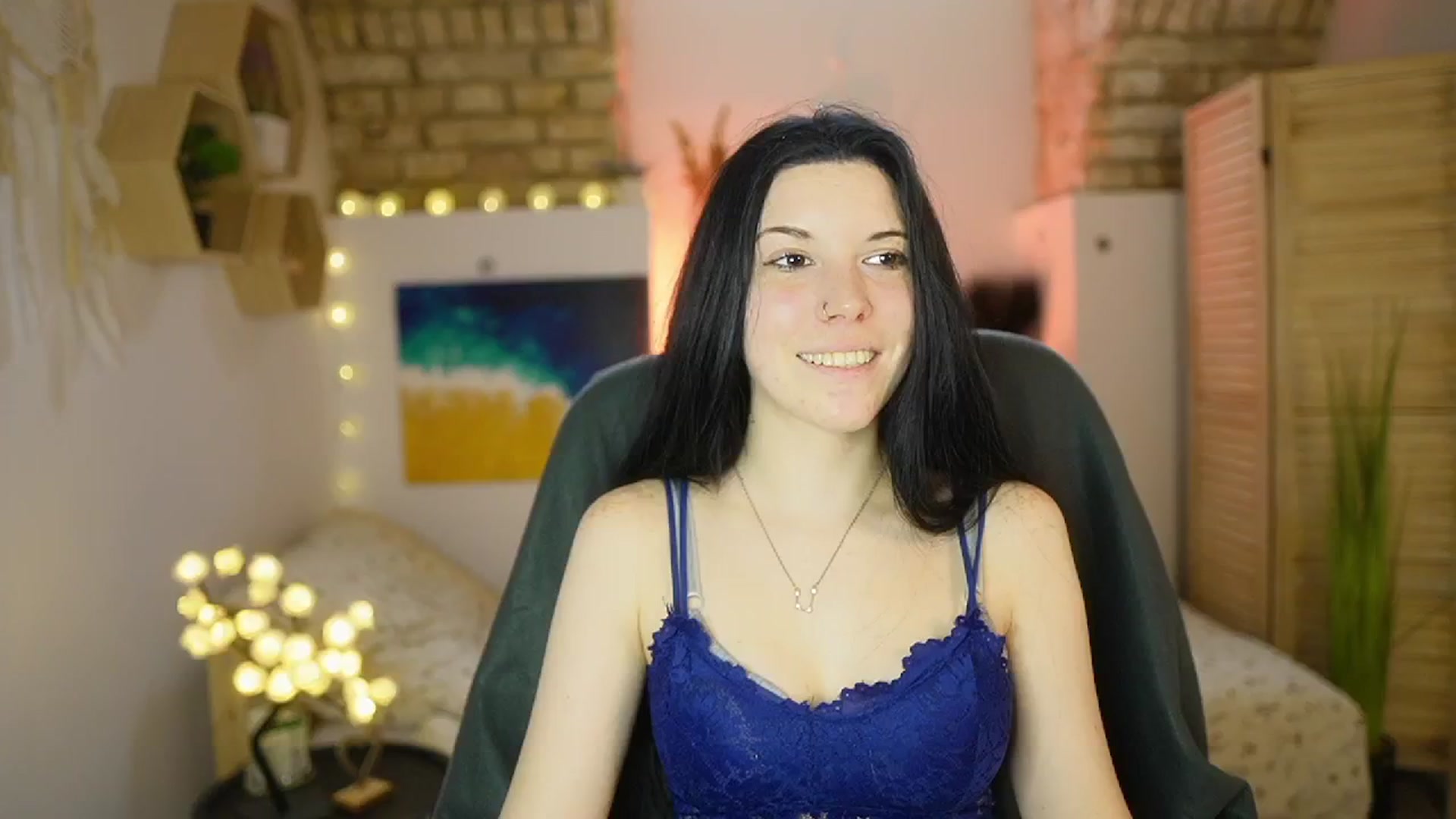 Gallery image thumbnail from April_Ollsen's myfreecams stream on, 03/17/2025, 11:00 image 5 of 20