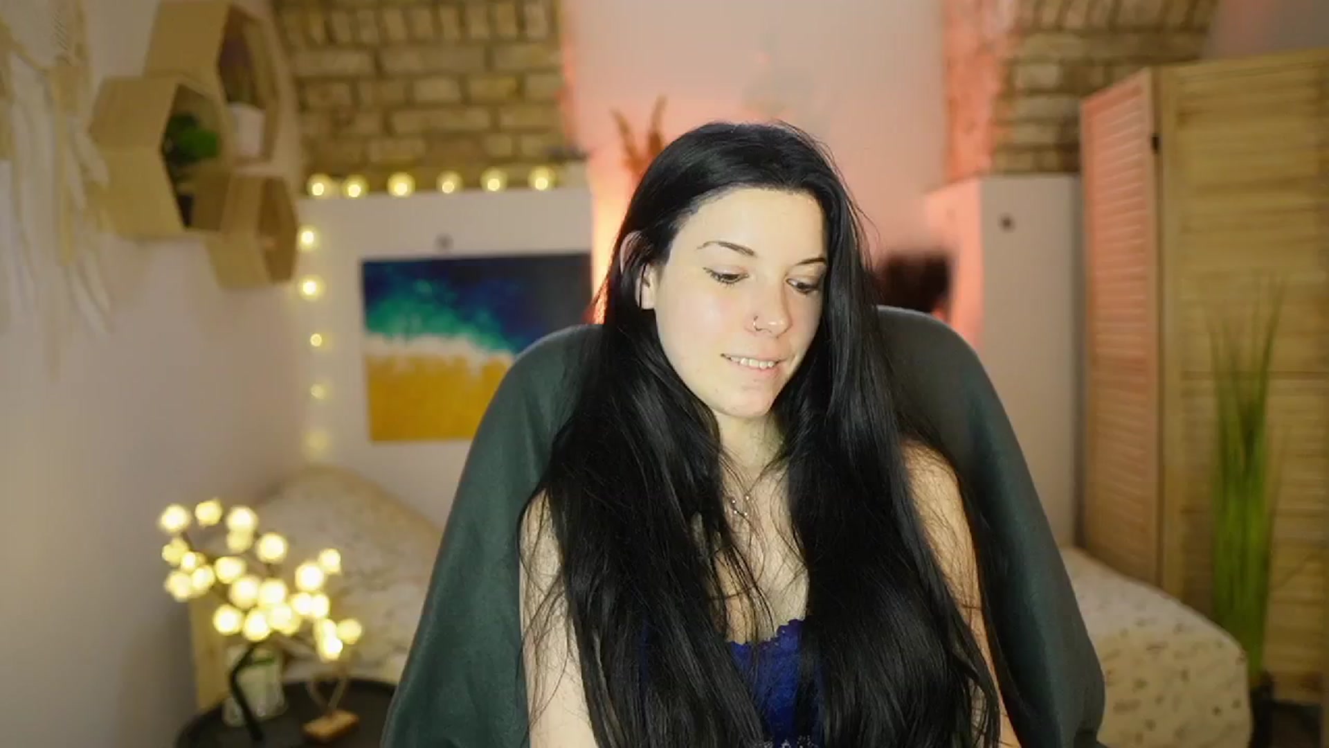 Gallery image thumbnail from April_Ollsen's myfreecams stream on, 03/17/2025, 11:00 image 8 of 20