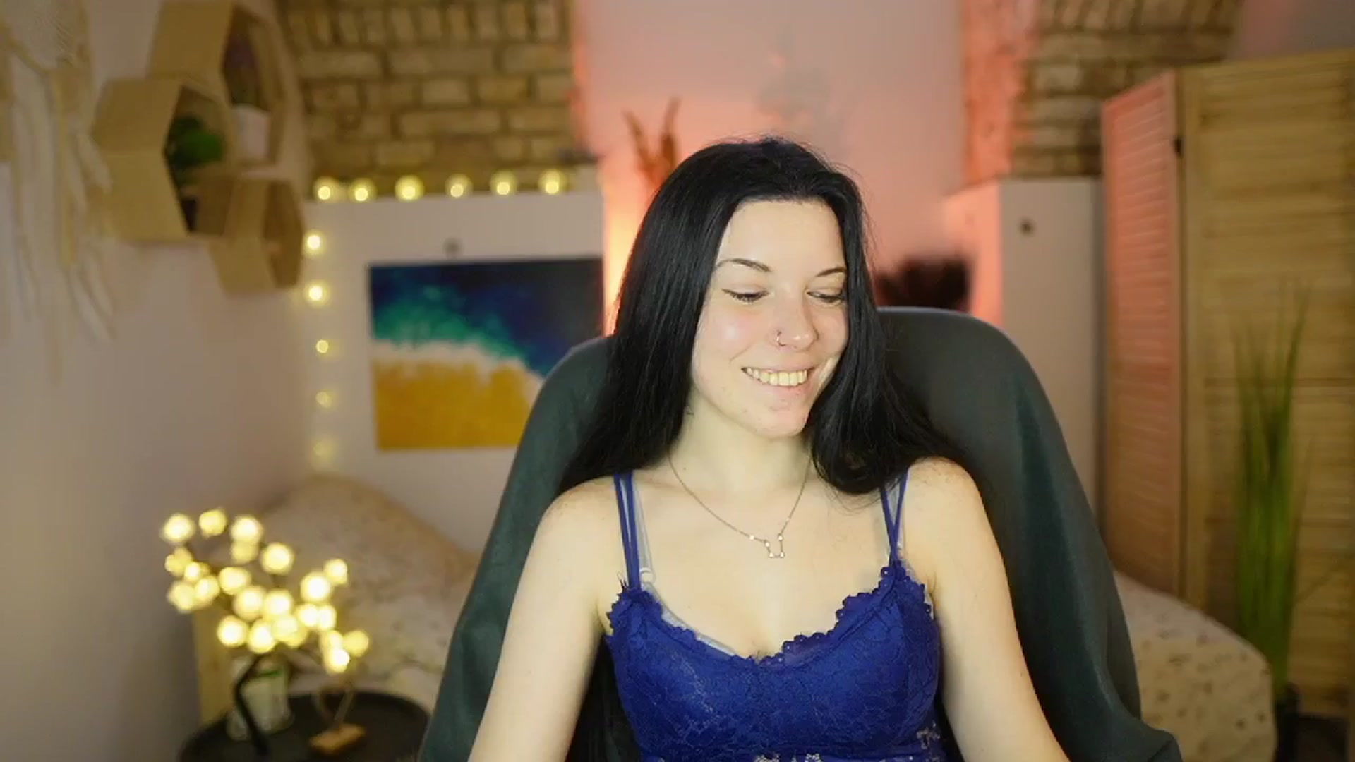 Gallery image thumbnail from April_Ollsen's myfreecams stream on, 03/17/2025, 11:00 image 3 of 20