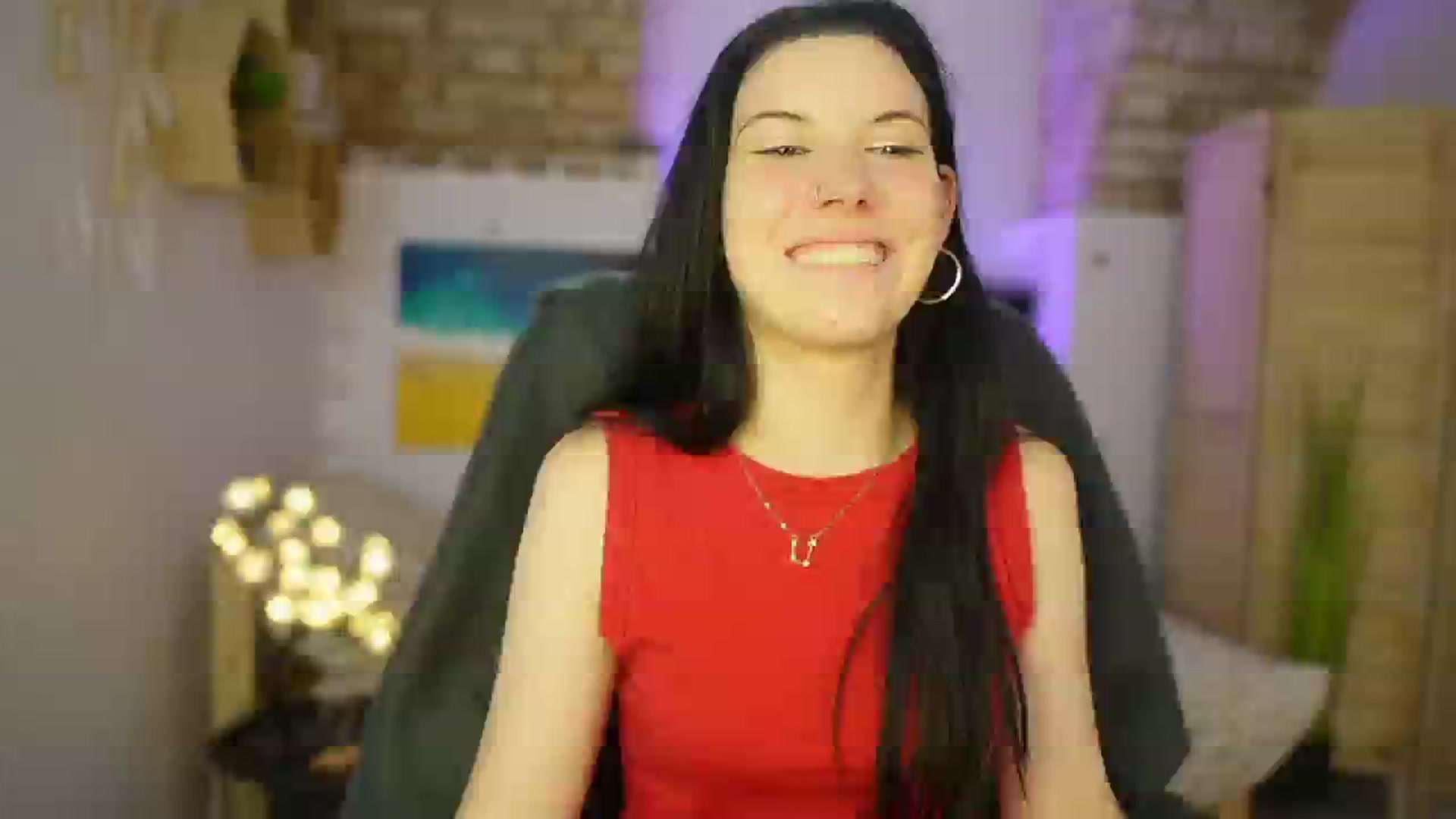 Gallery image thumbnail from April_Ollsen's myfreecams stream on, 03/18/2025, 13:49 image 13 of 20