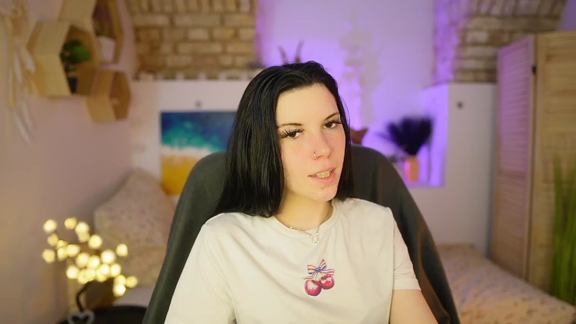 Gallery image thumbnail from April_Ollsen's myfreecams stream on, 03/22/2025, 13:34 image 9 of 20
