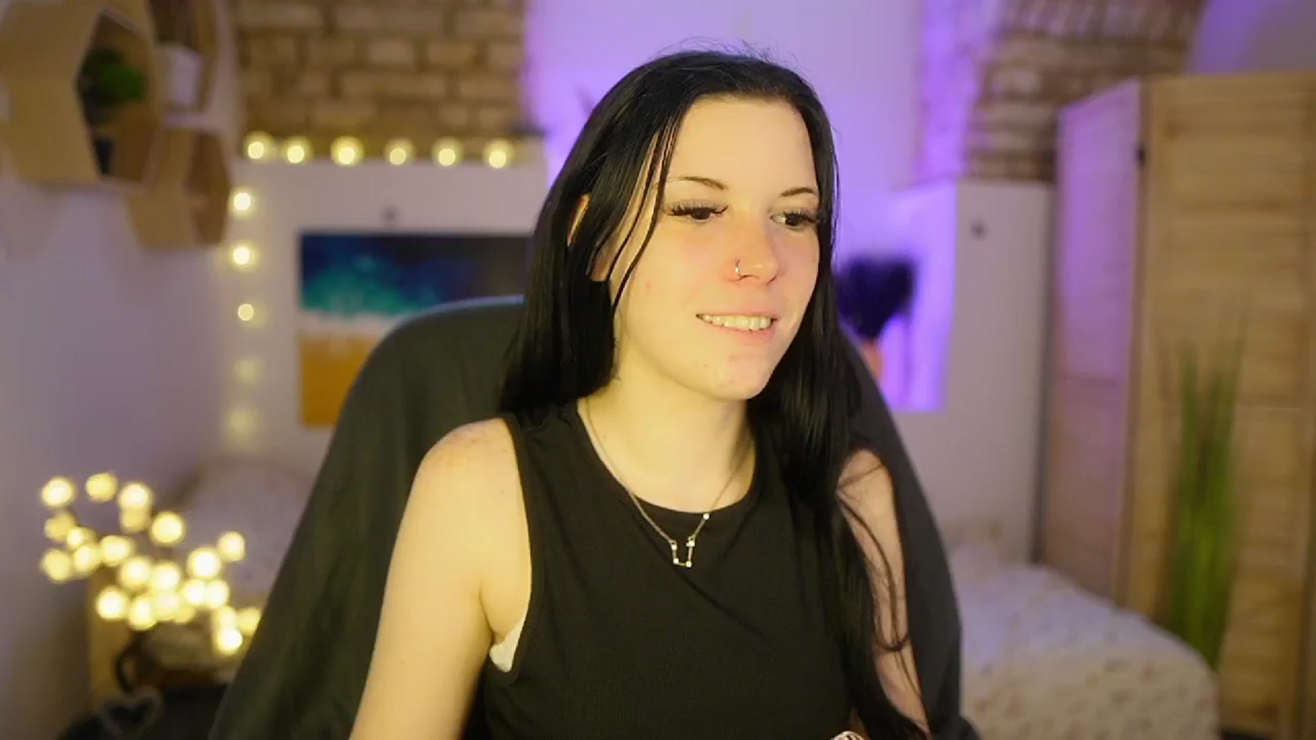 Gallery image thumbnail from April_Ollsen's myfreecams stream on, 03/25/2025, 09:52 image 13 of 20