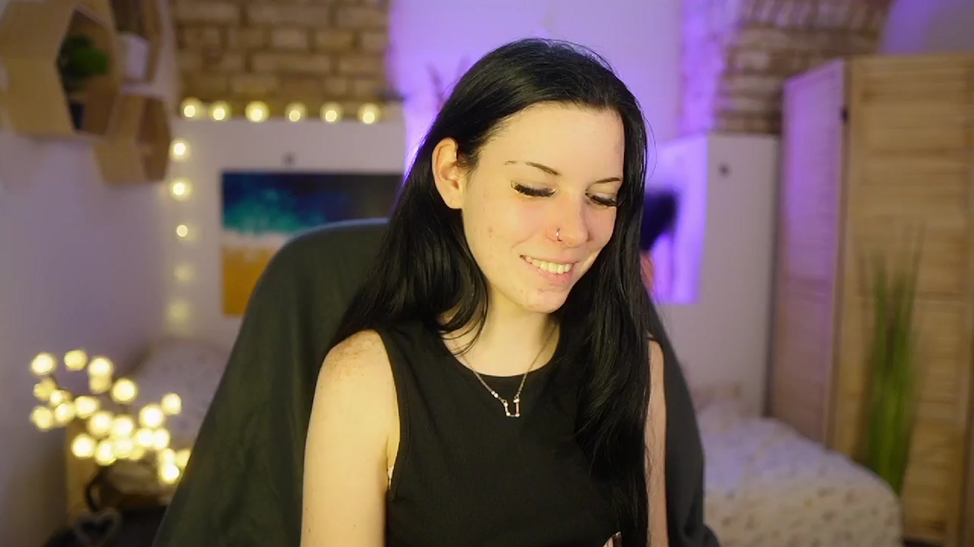 Gallery image thumbnail from April_Ollsen's myfreecams stream on, 03/25/2025, 09:52 image 17 of 20