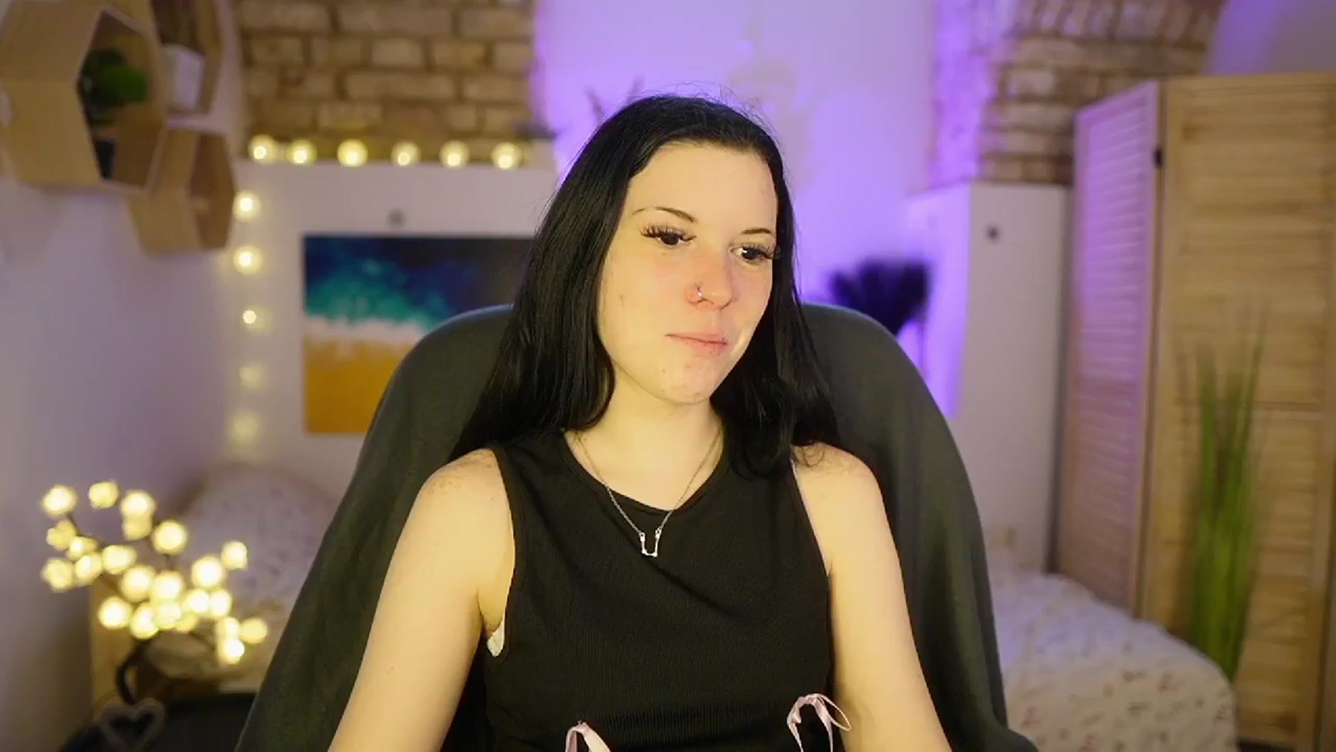 Gallery image thumbnail from April_Ollsen's myfreecams stream on, 03/25/2025, 09:52 image 4 of 20