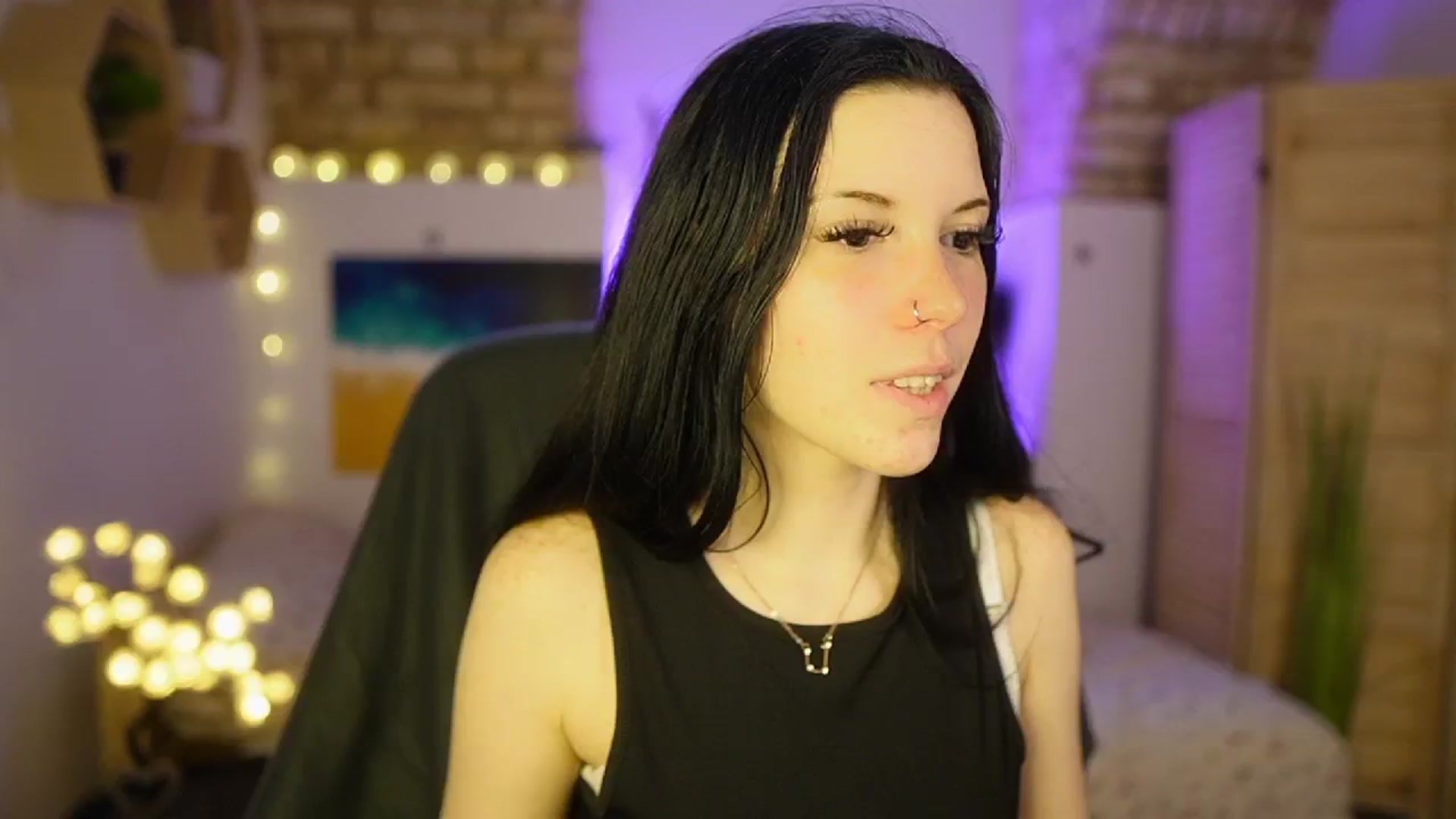 Gallery image thumbnail from April_Ollsen's myfreecams stream on, 03/25/2025, 14:01 image 8 of 20